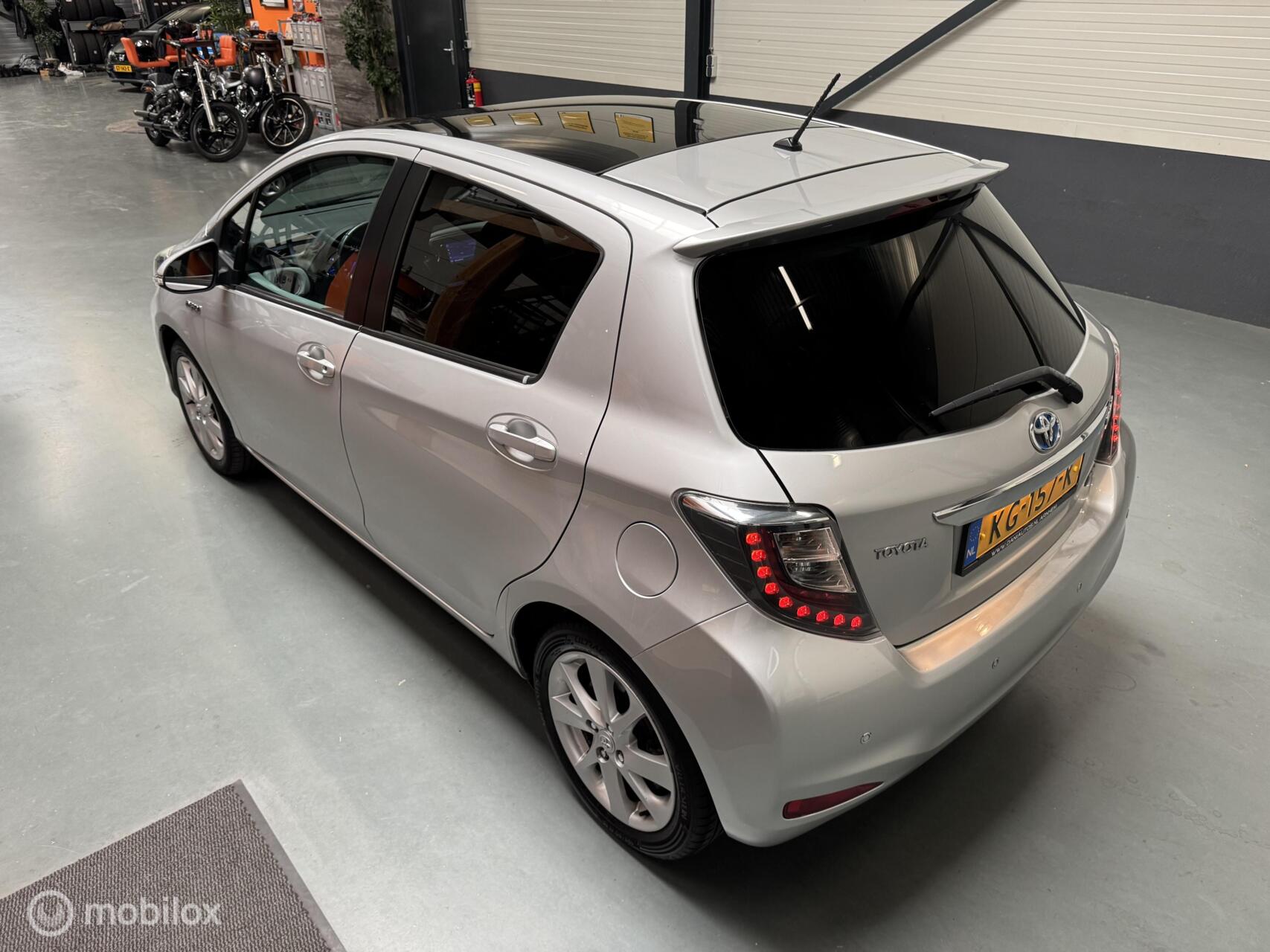 Foto van Toyota Toyota Yaris Hybrid