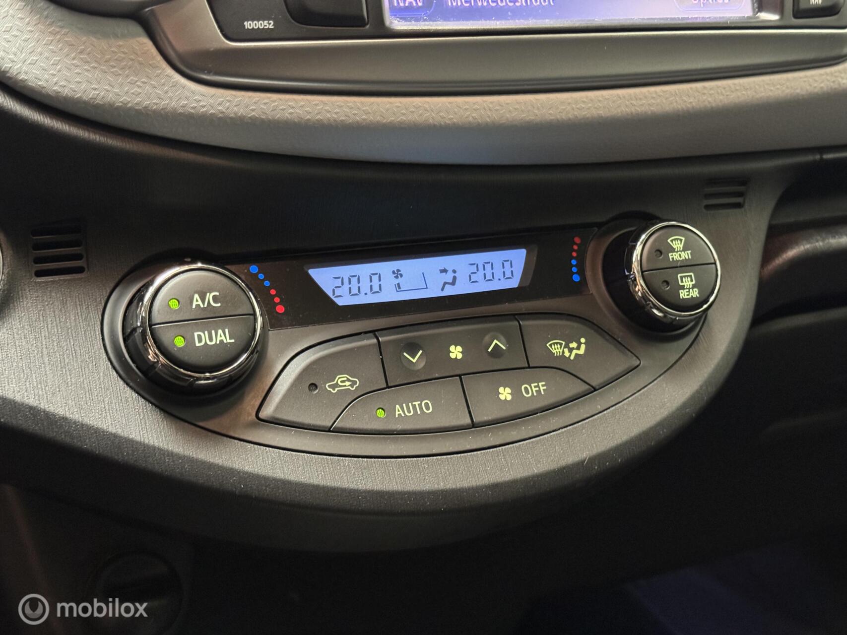 Foto van Toyota Toyota Yaris Hybrid