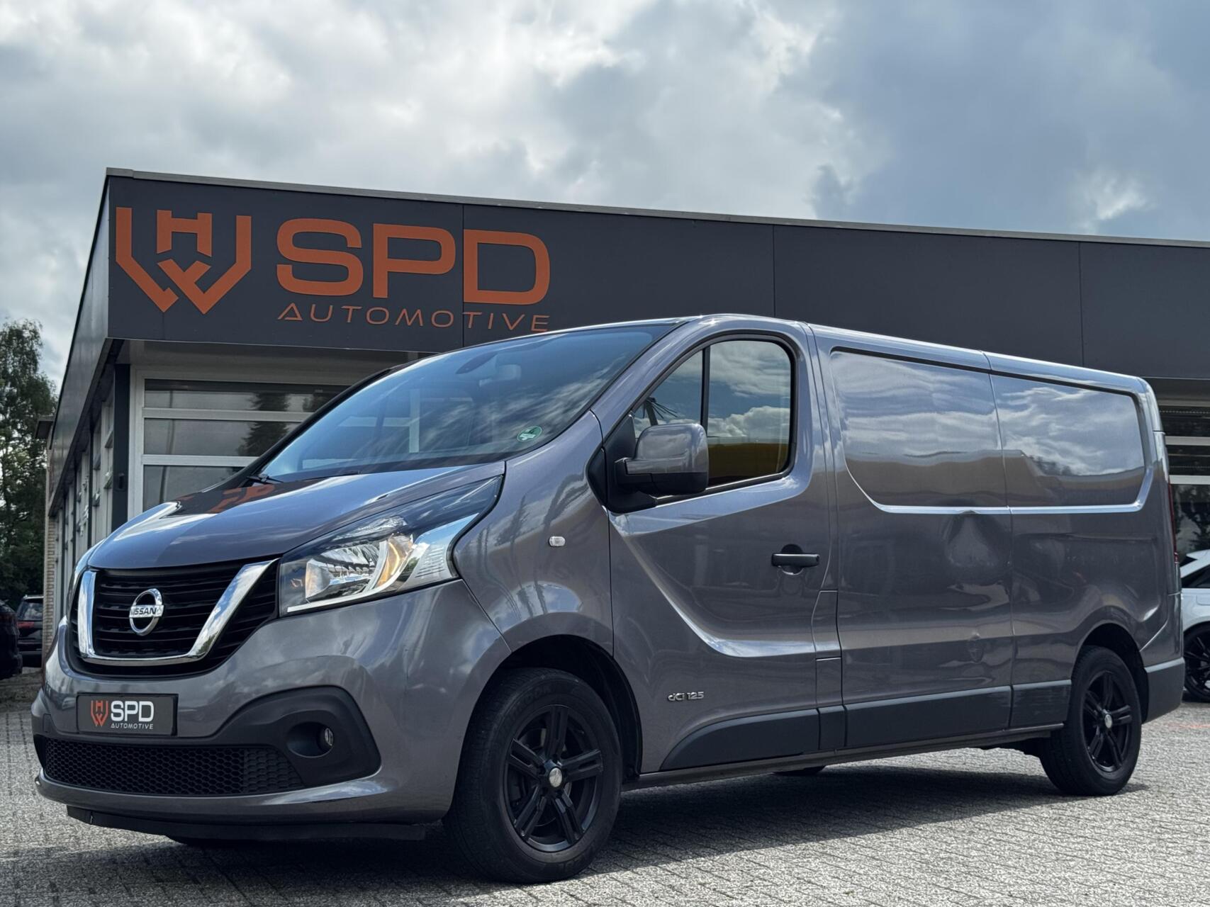 Nissan Nissan Nv300 1.6 dCi 125 L2H1 Optima S&S|Trekha|Camer 2017 - voorkant