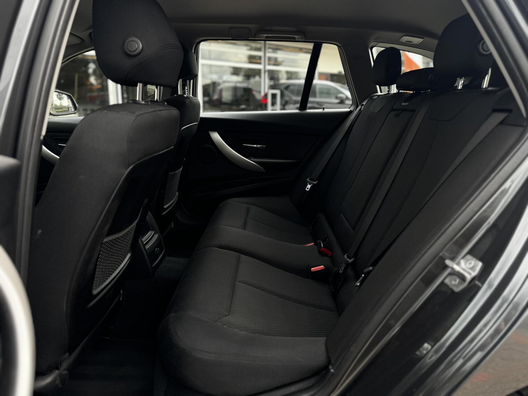 Foto van BMW 318i