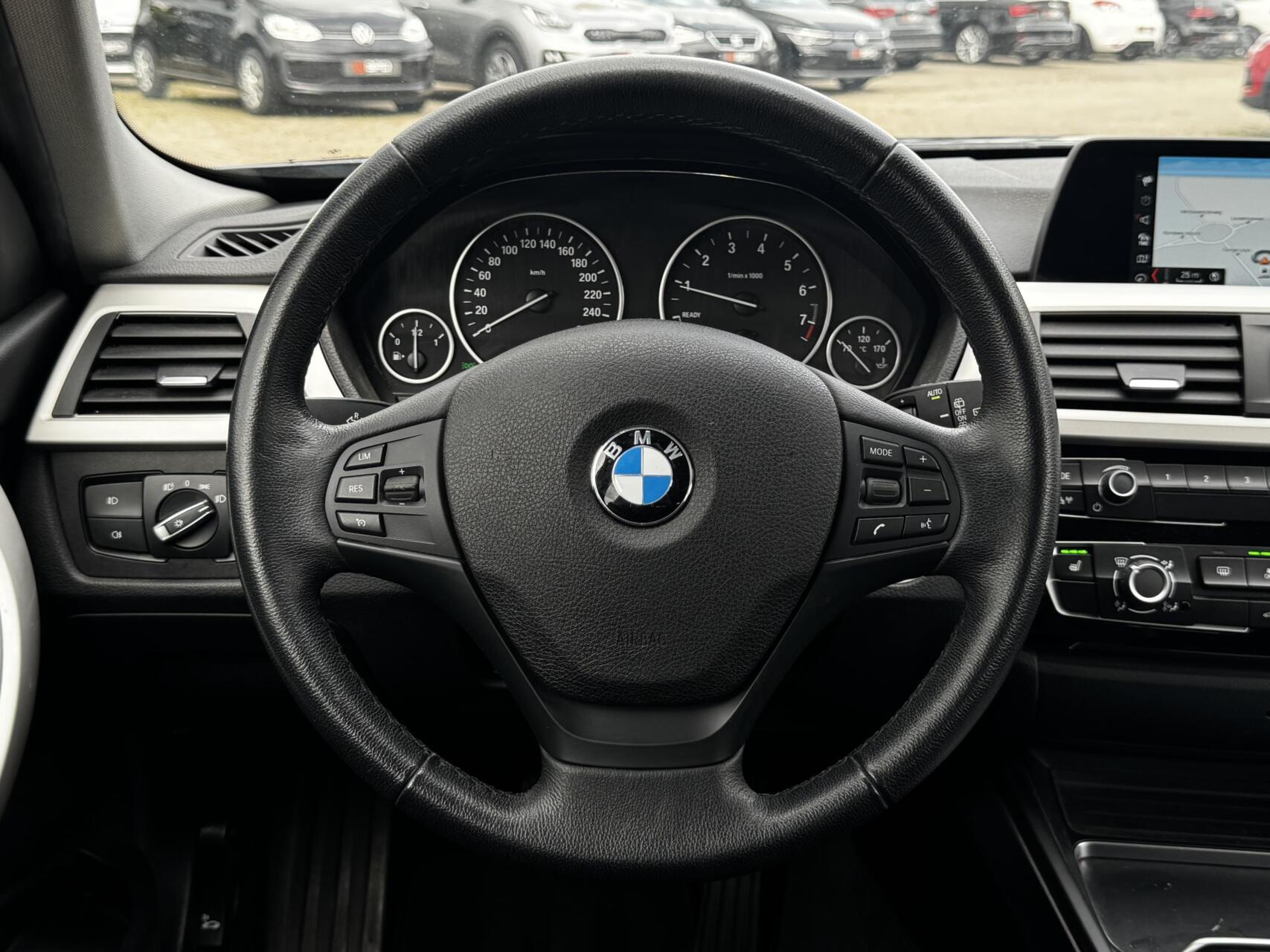 Foto van BMW 318i