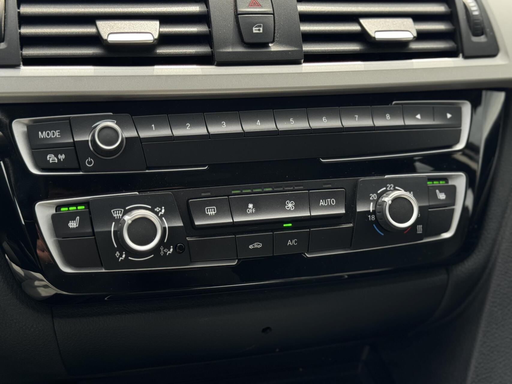 Foto van BMW 318i