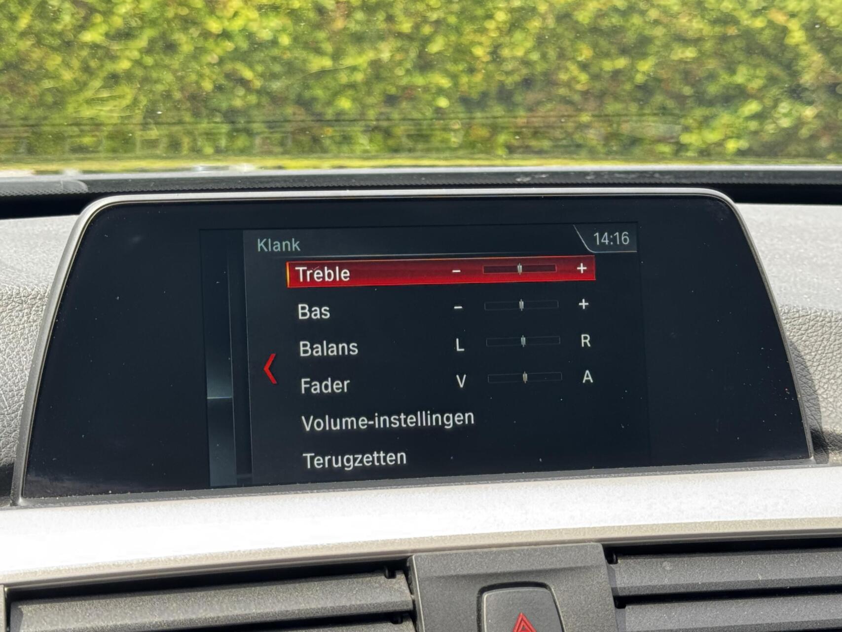 Foto van BMW 318i