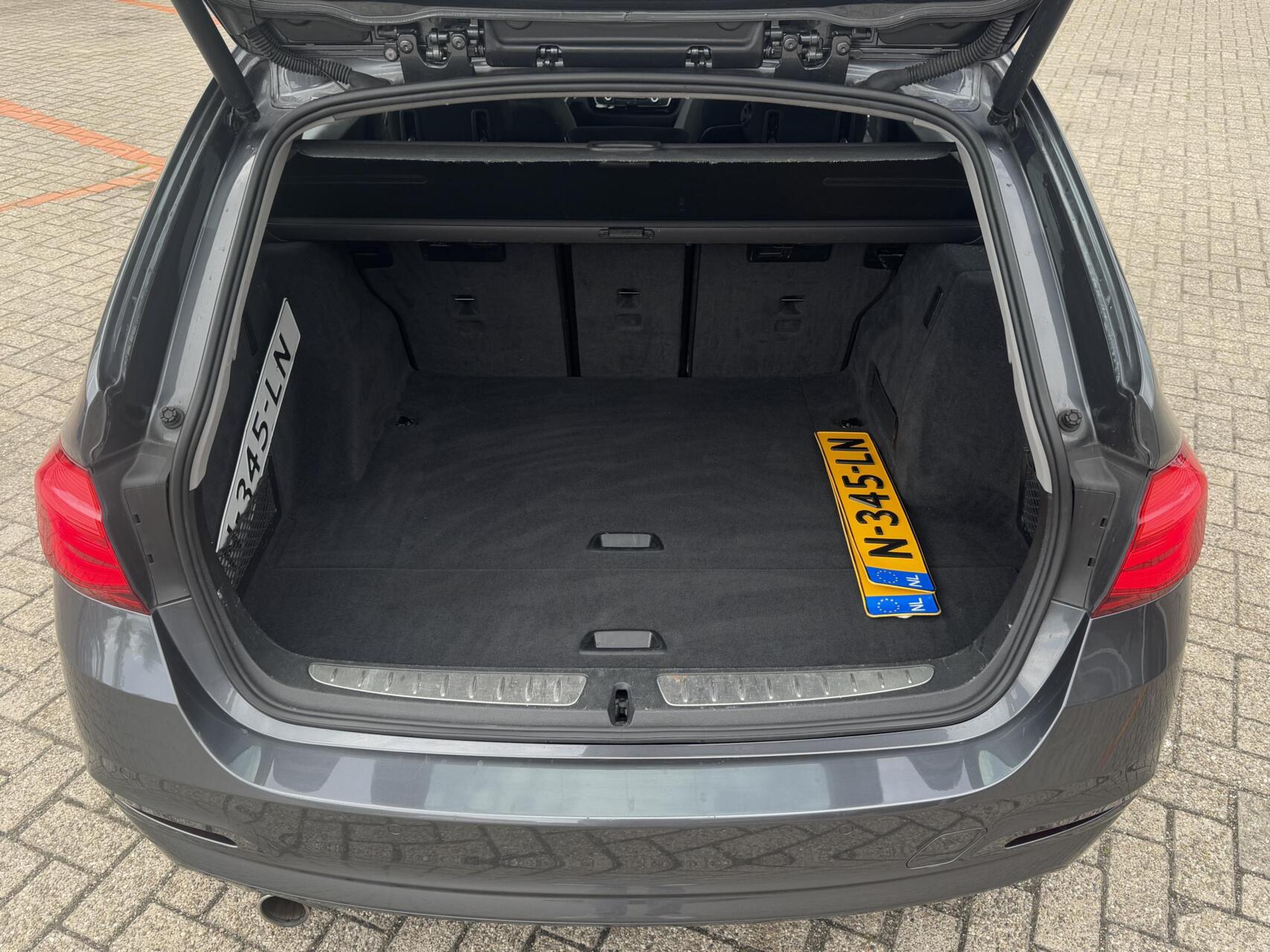 Foto van BMW 318i