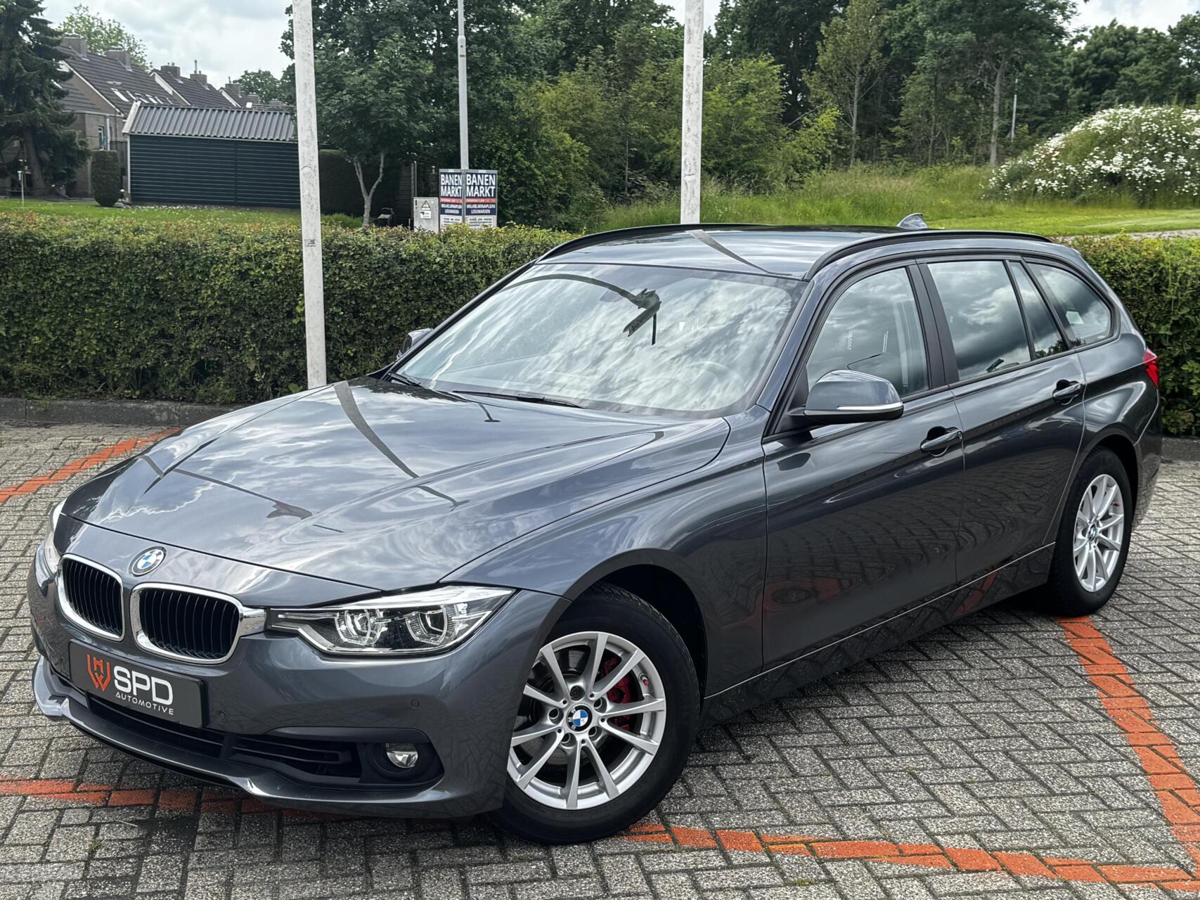 Foto van BMW 318i