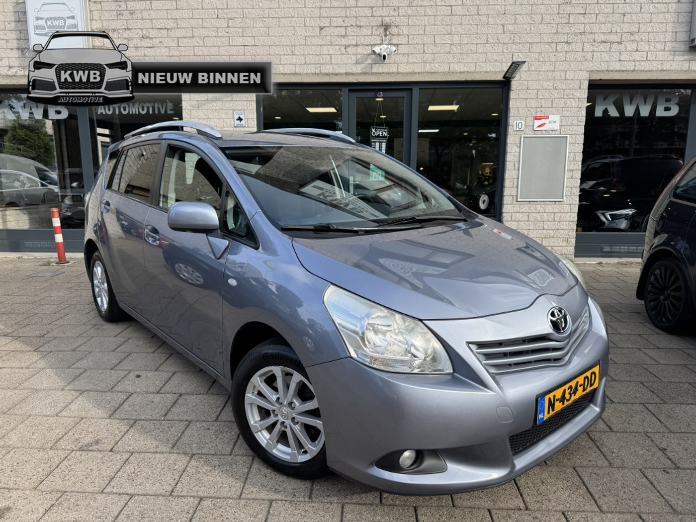 Toyota Toyota Verso 1.6 VVT-i Airco Navigatie Camera Clima 2012 - voorkant