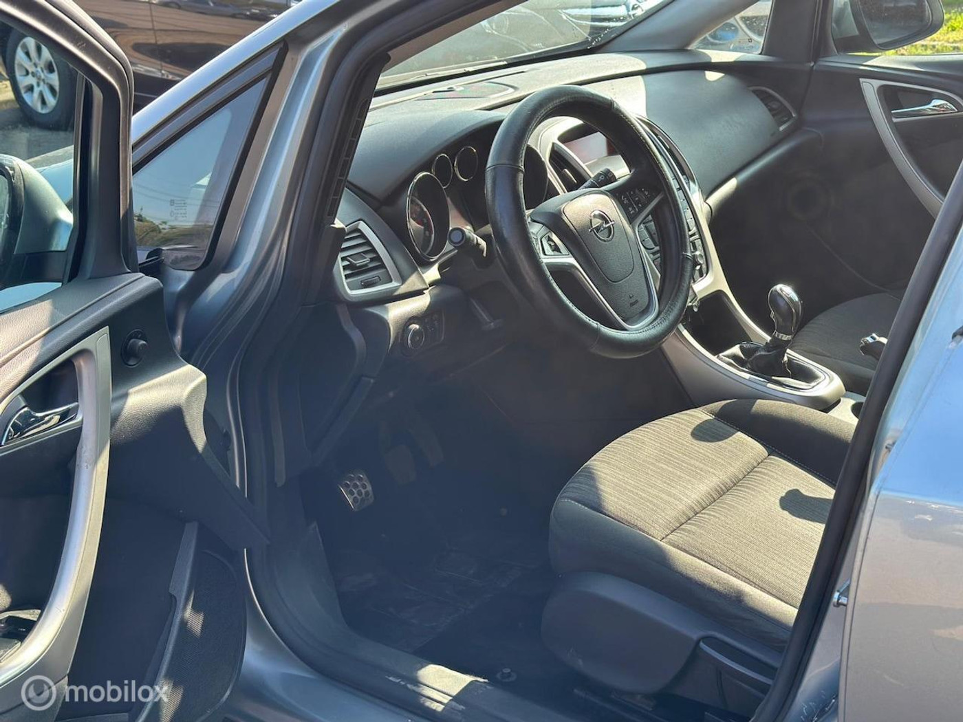 Foto van Opel Astra Sports Tourer