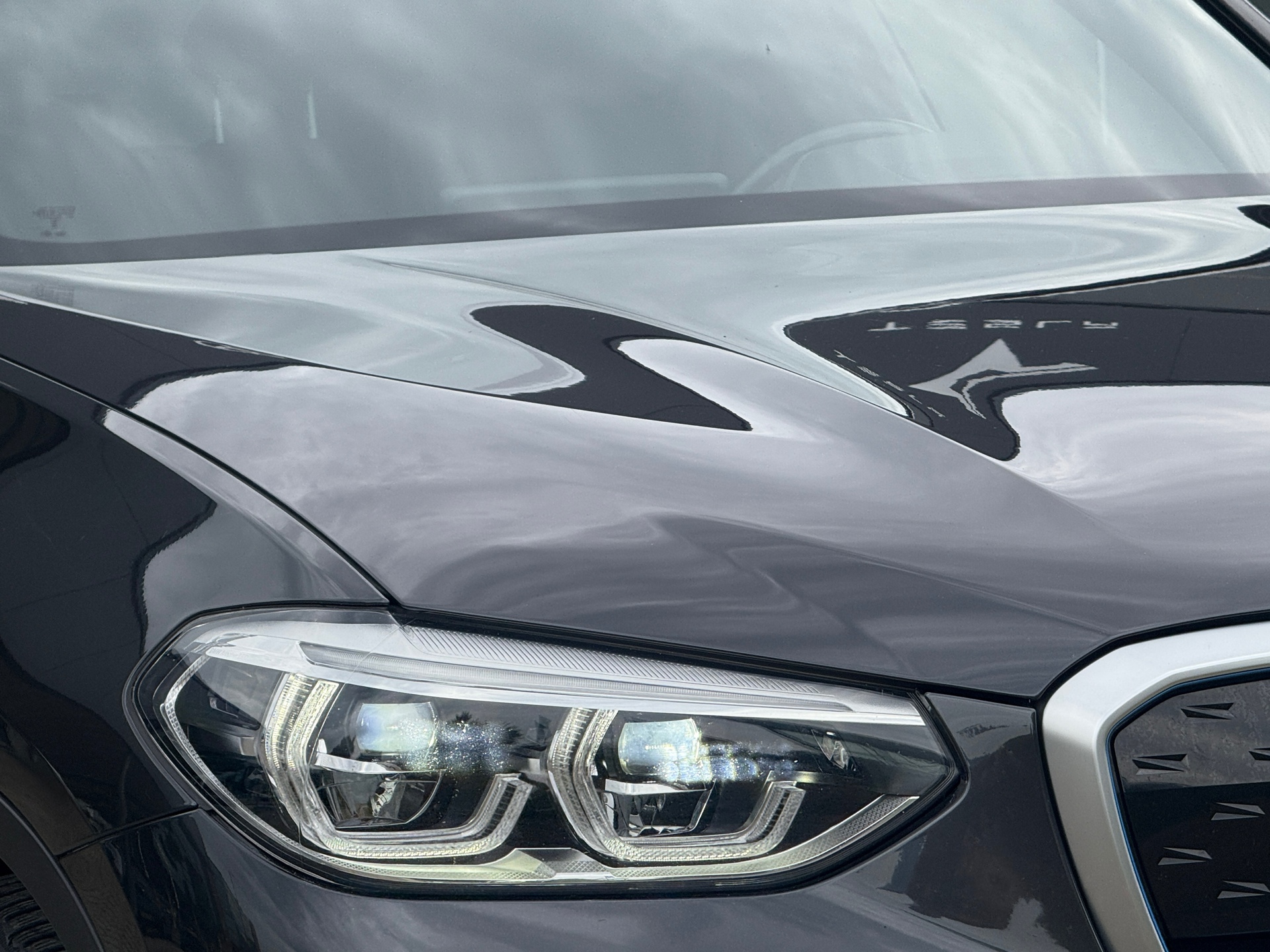 Foto van BMW Ix3