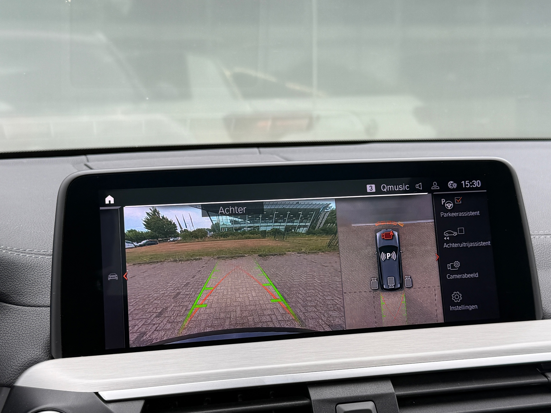 Foto van BMW Ix3