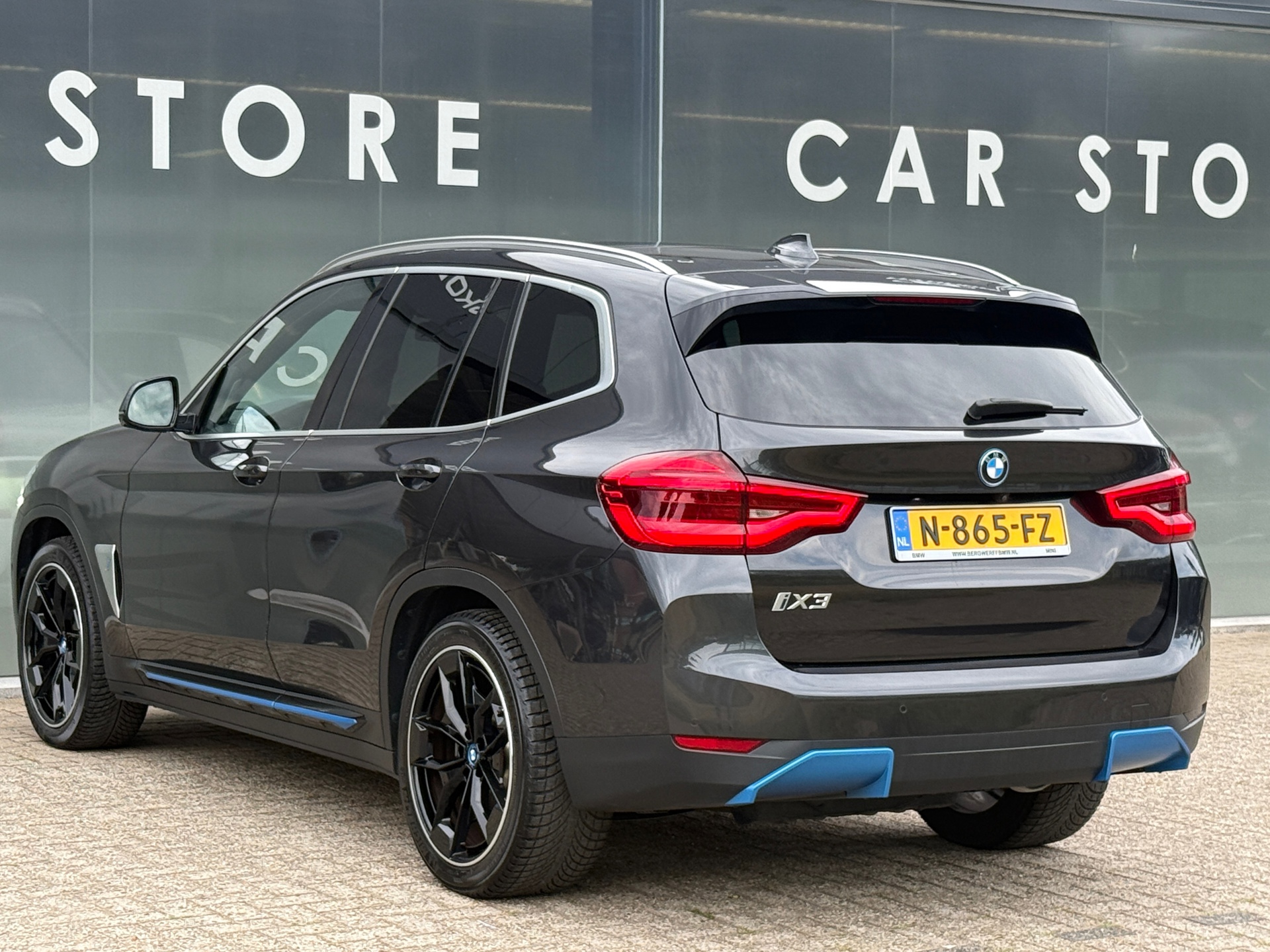 Foto van BMW Ix3