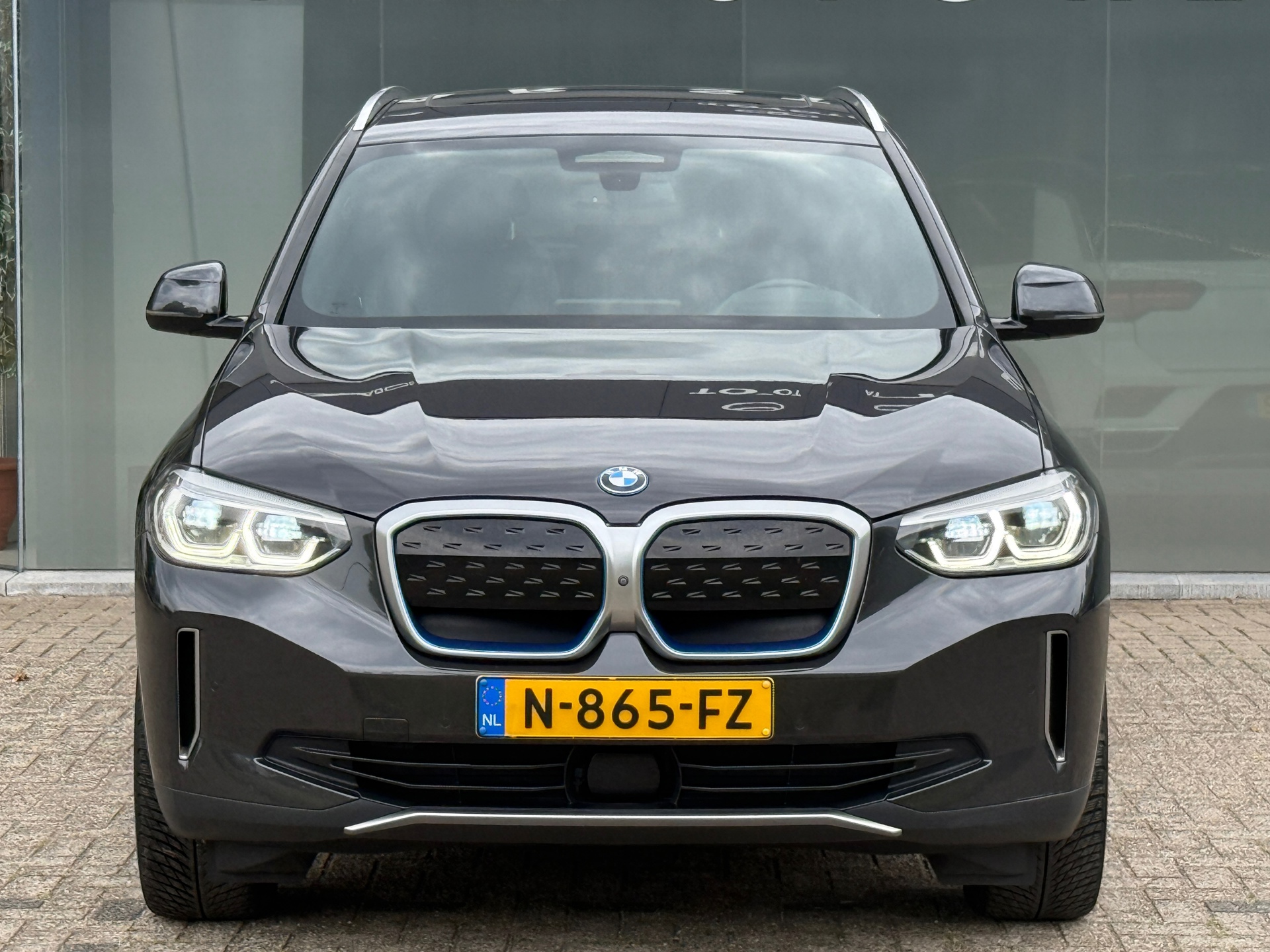 Foto van BMW Ix3