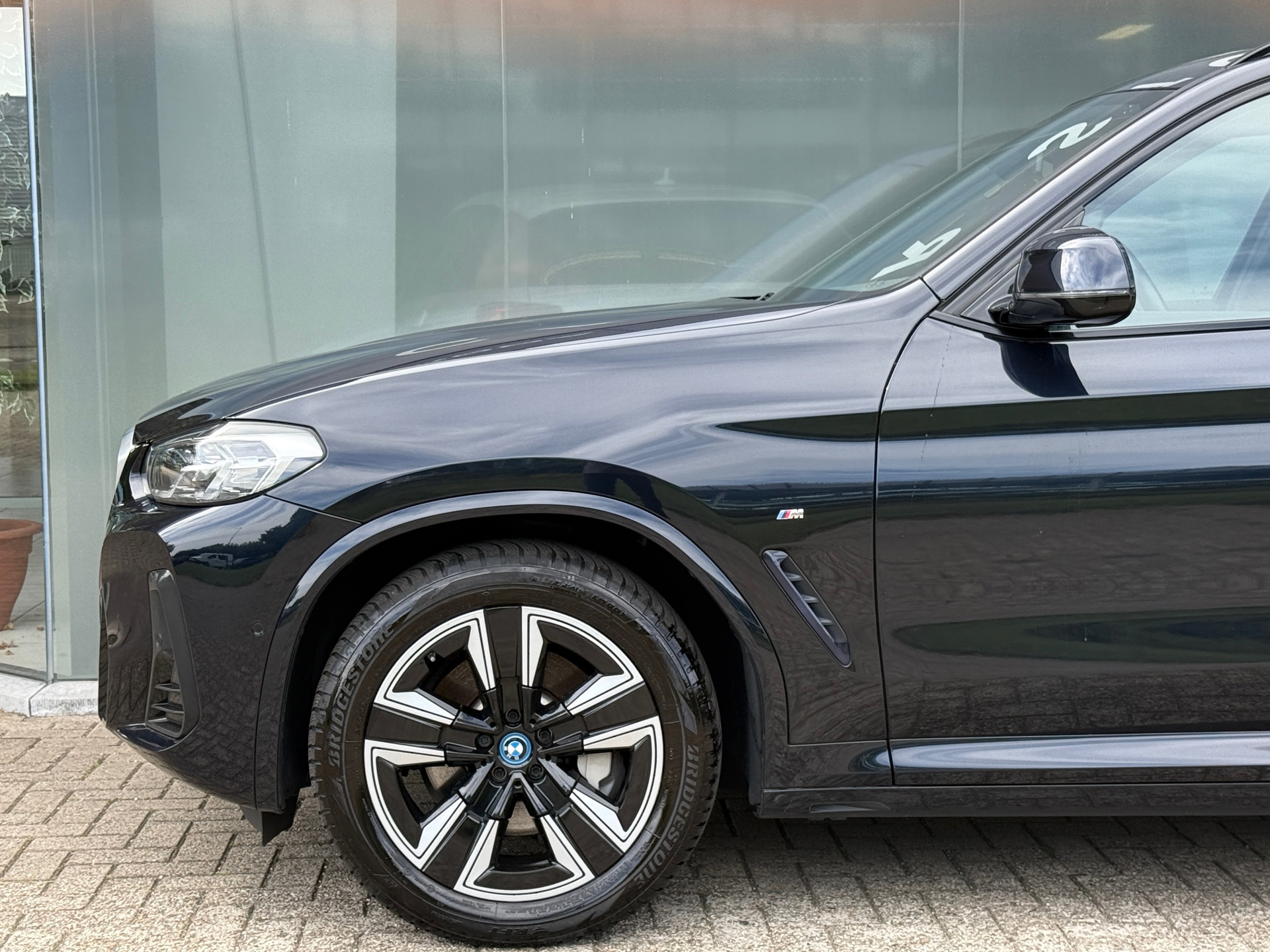 Foto van BMW Ix3