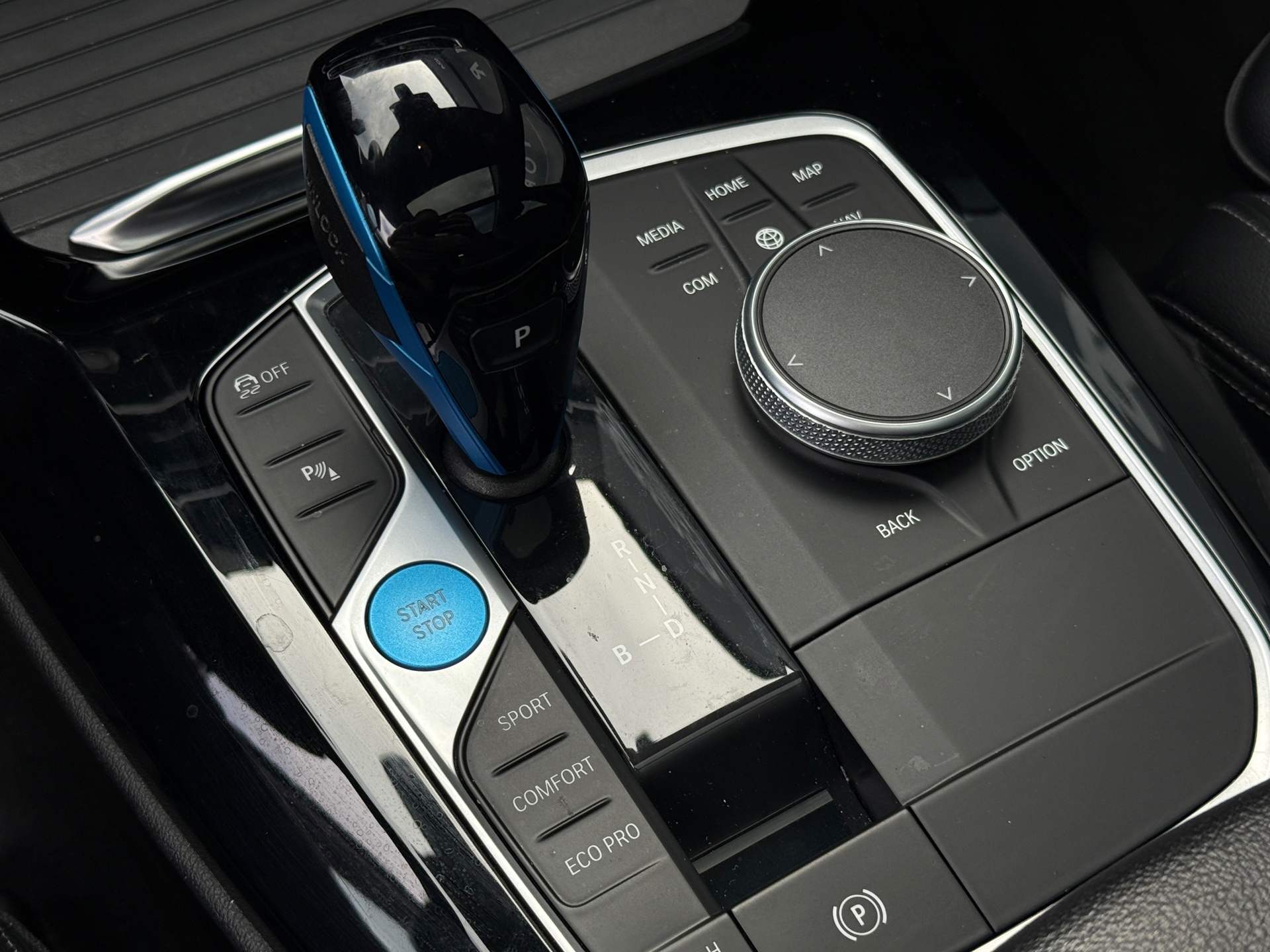 Foto van BMW Ix3