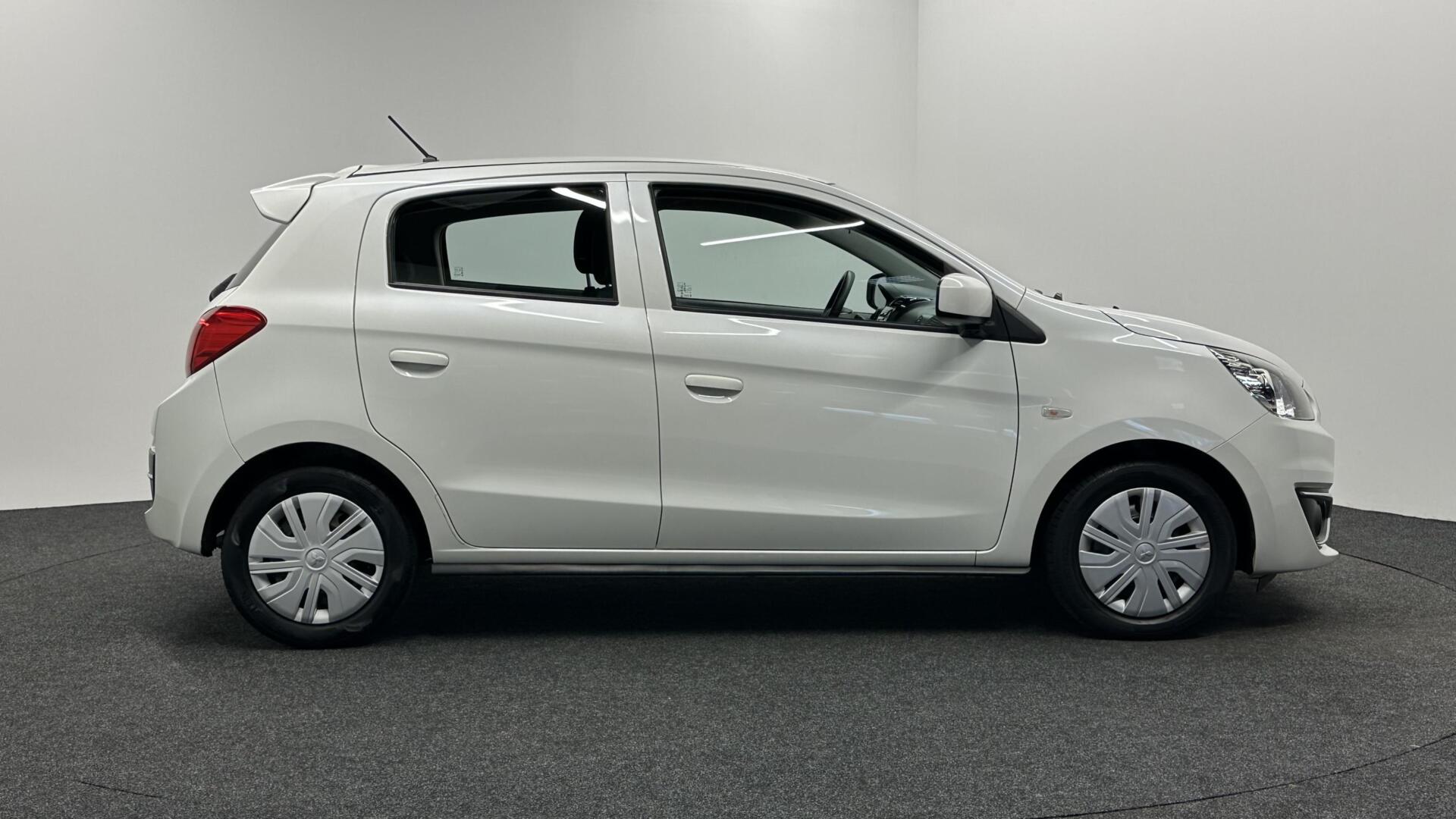 Foto van Mitsubishi Mitsubishi Space Star