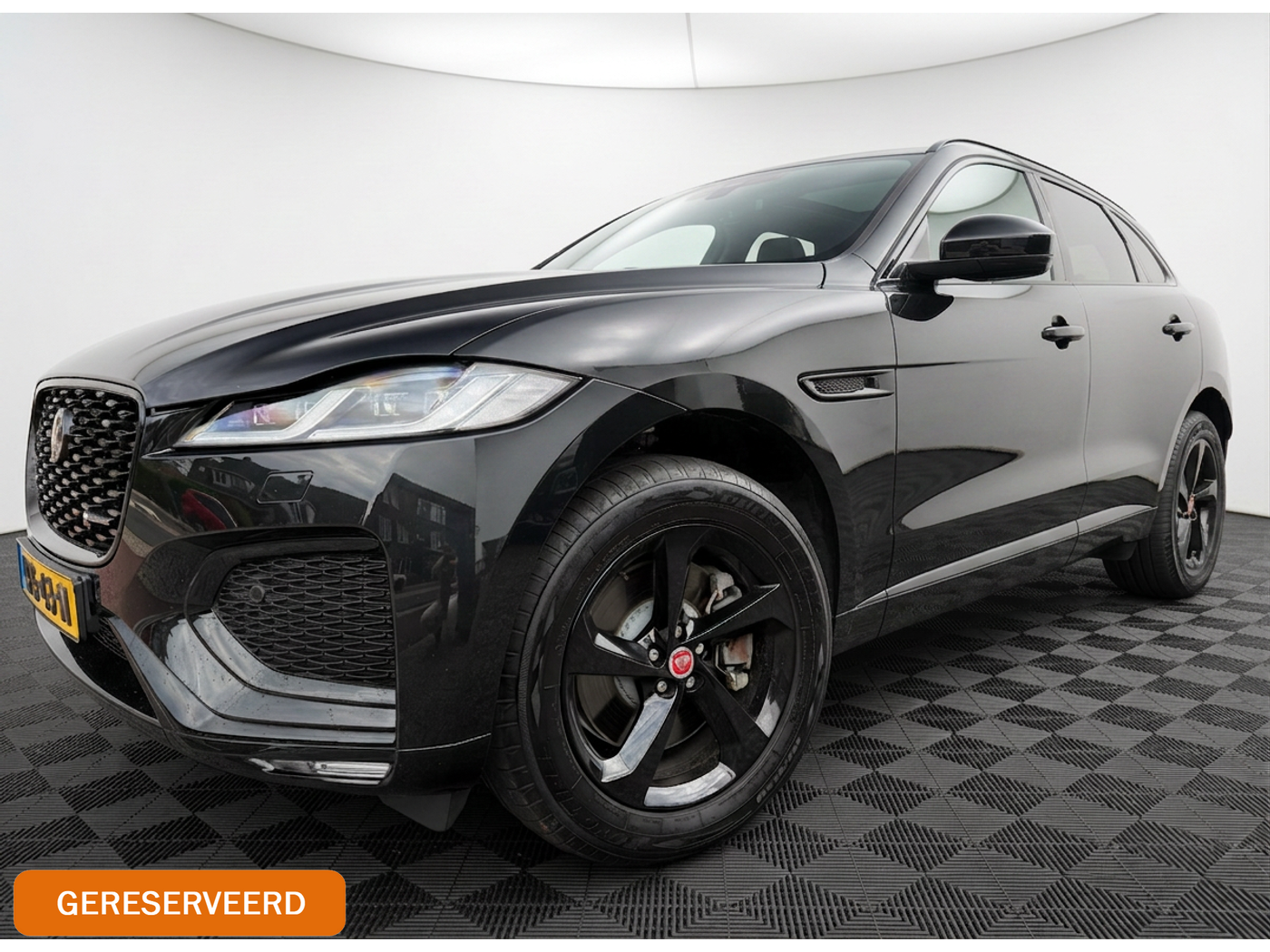 Jaguar Jaguar F-pace 2.0 P400e PHEV R-Dynamic S Black / Leder / Meridian / Panorama-dak / camera 2022 - voorkant