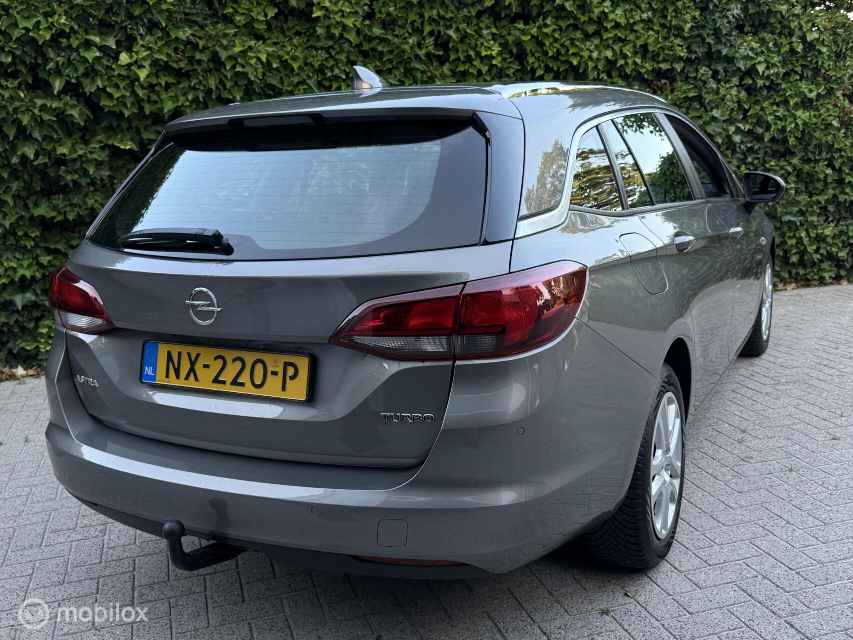 Foto van Opel Astra Sports Tourer