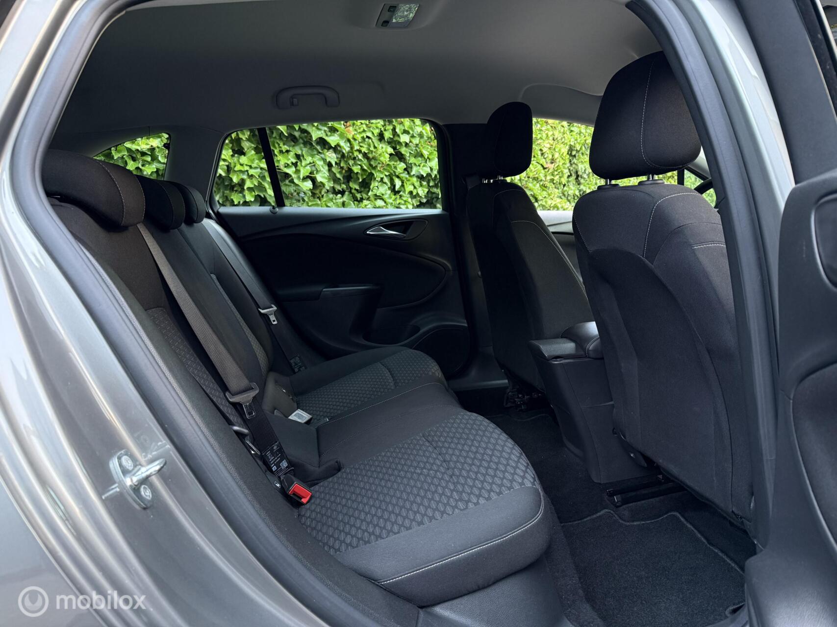 Foto van Opel Astra Sports Tourer