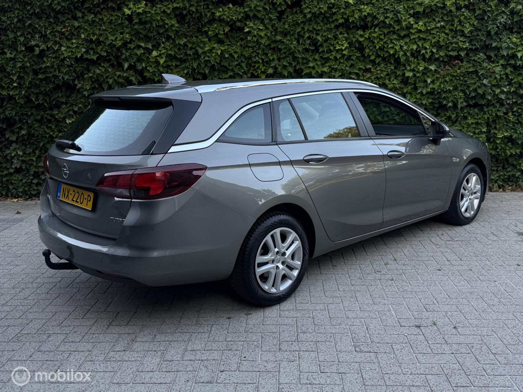 Foto van Opel Astra Sports Tourer