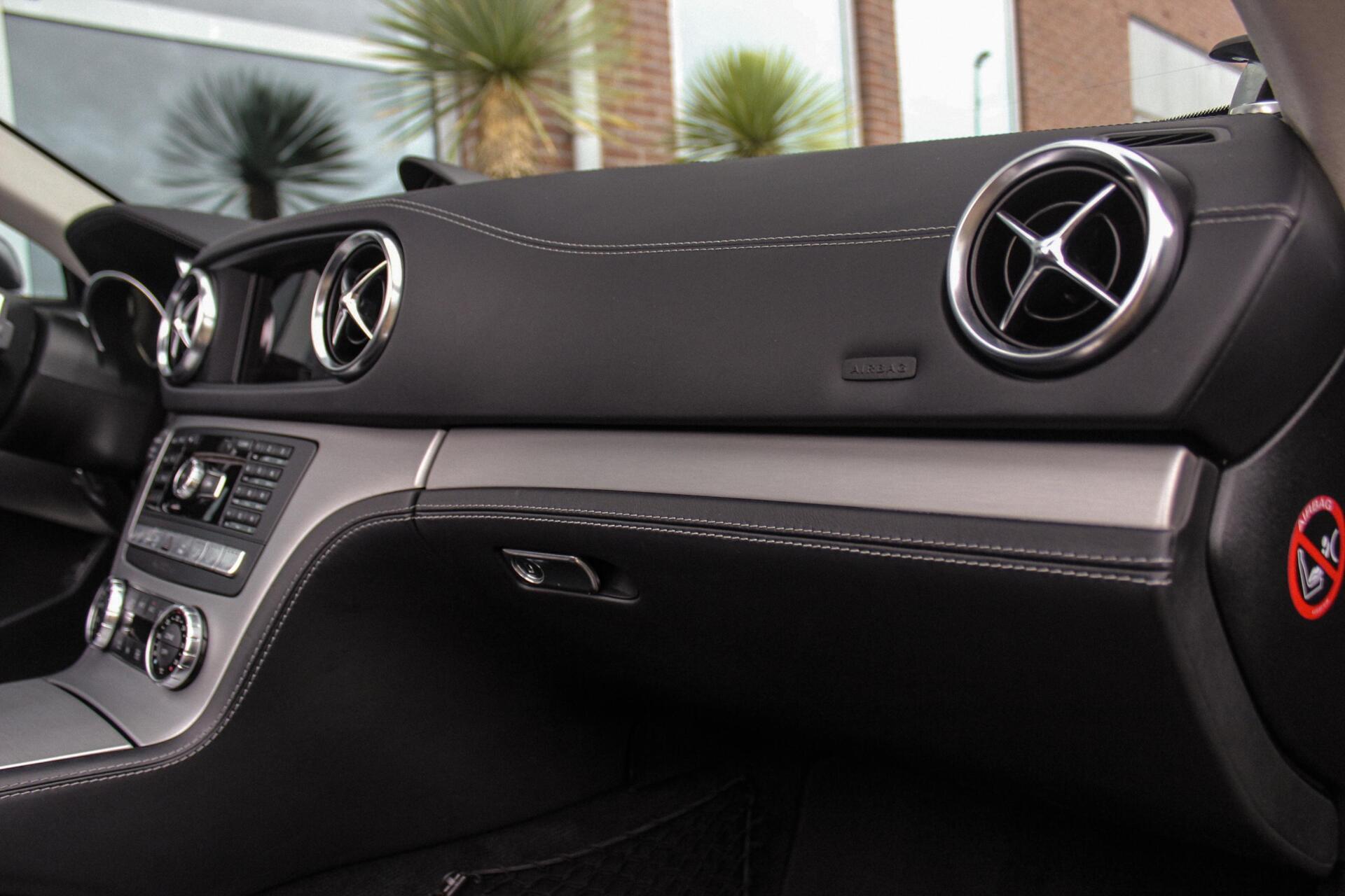 Foto van Mercedes-Benz SL 500
