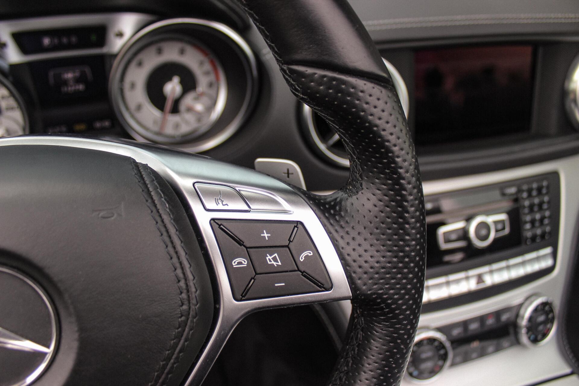 Foto van Mercedes-Benz SL 500