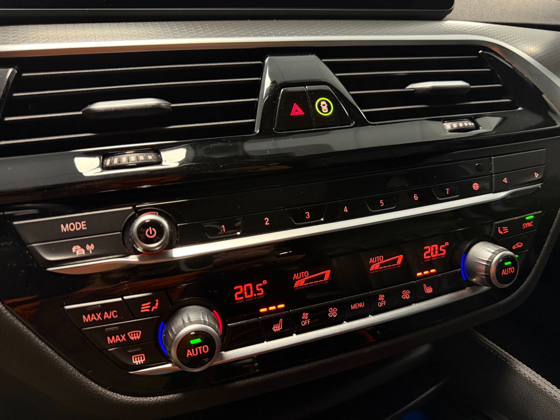 Foto van BMW 530e
