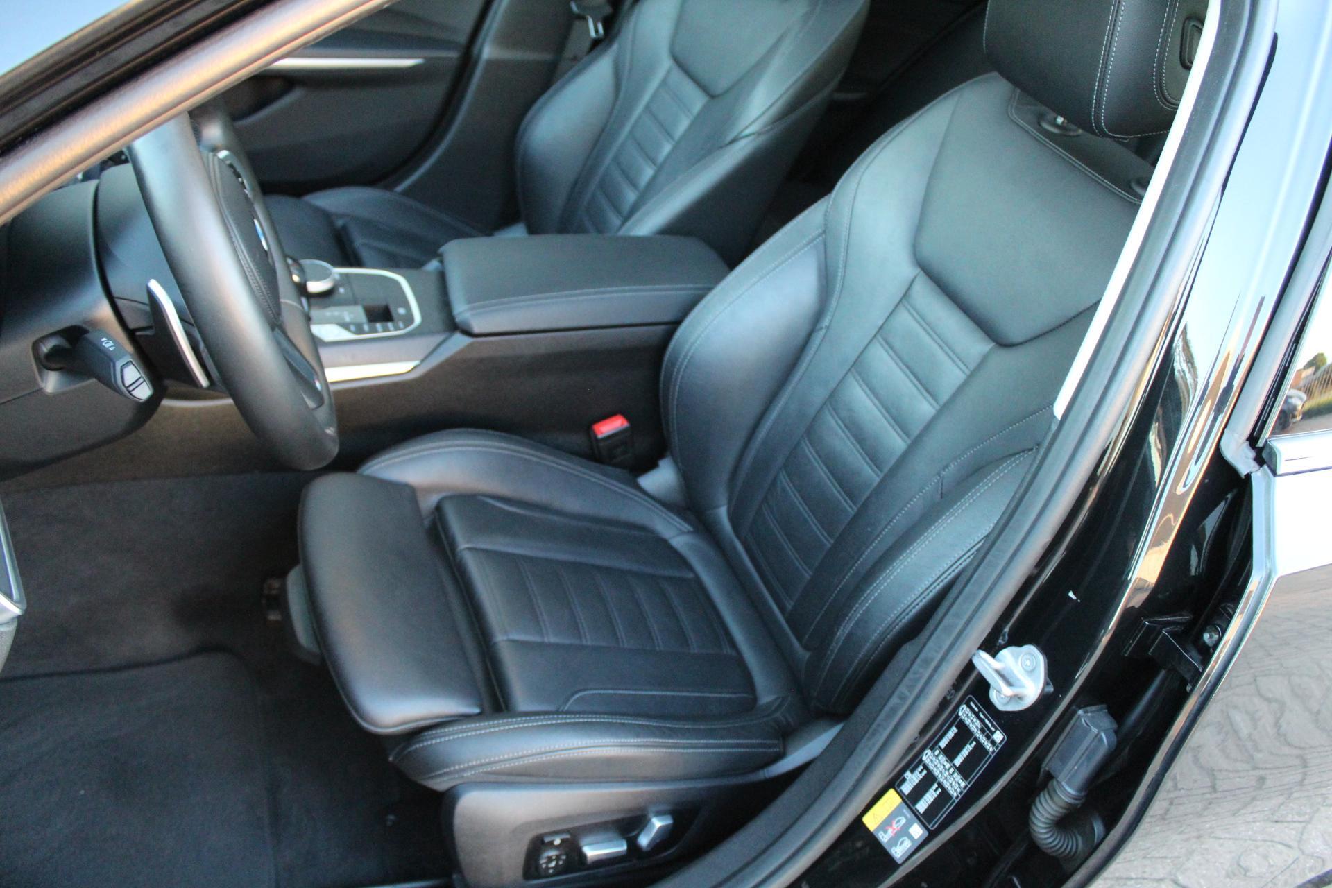 Foto van BMW 330e xDrive