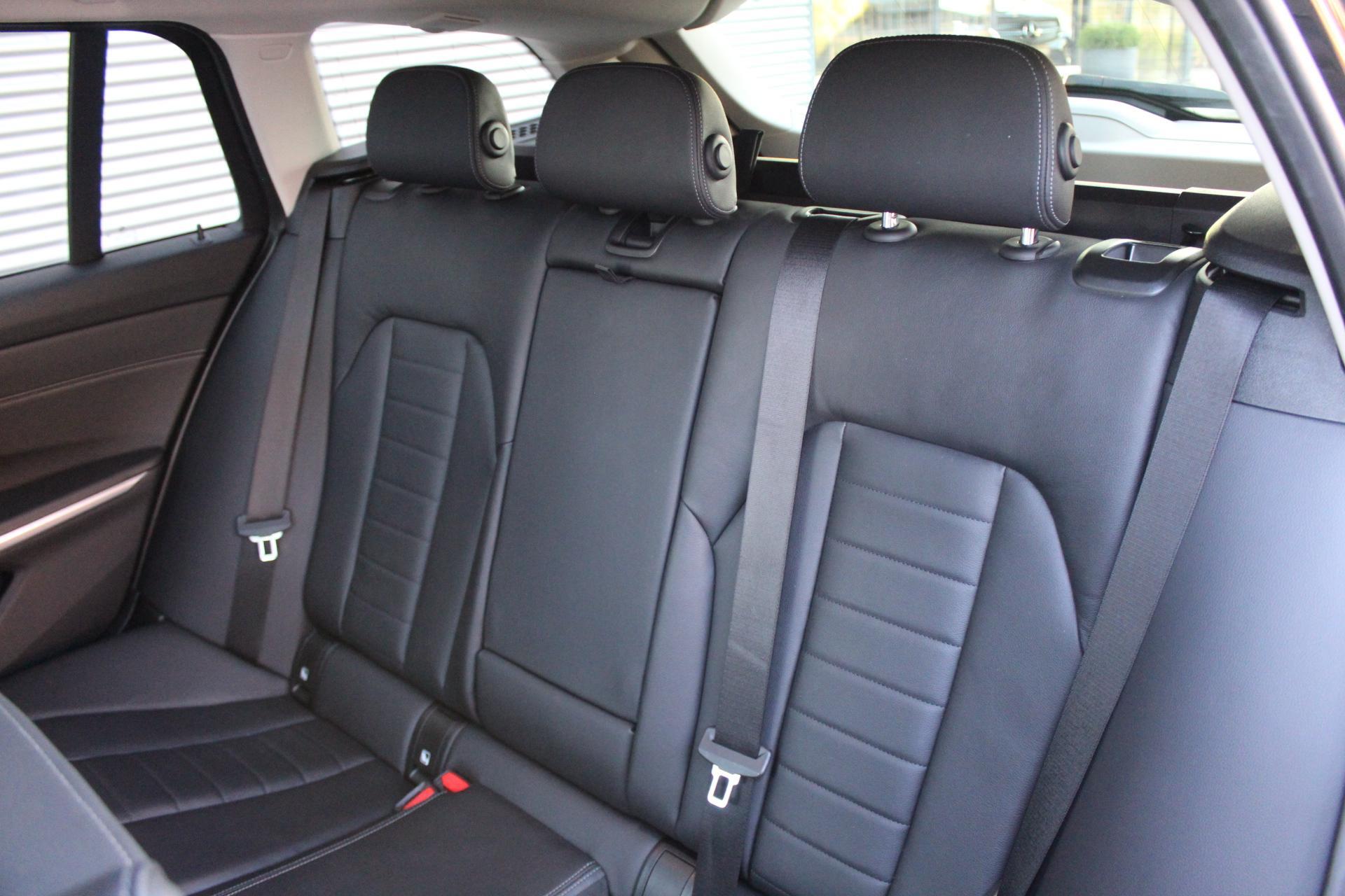 Foto van BMW 330e xDrive