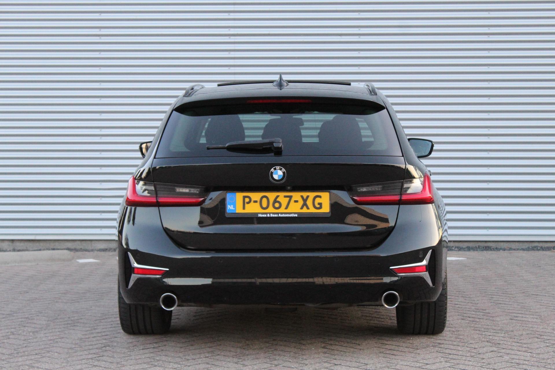 Foto van BMW 330e xDrive