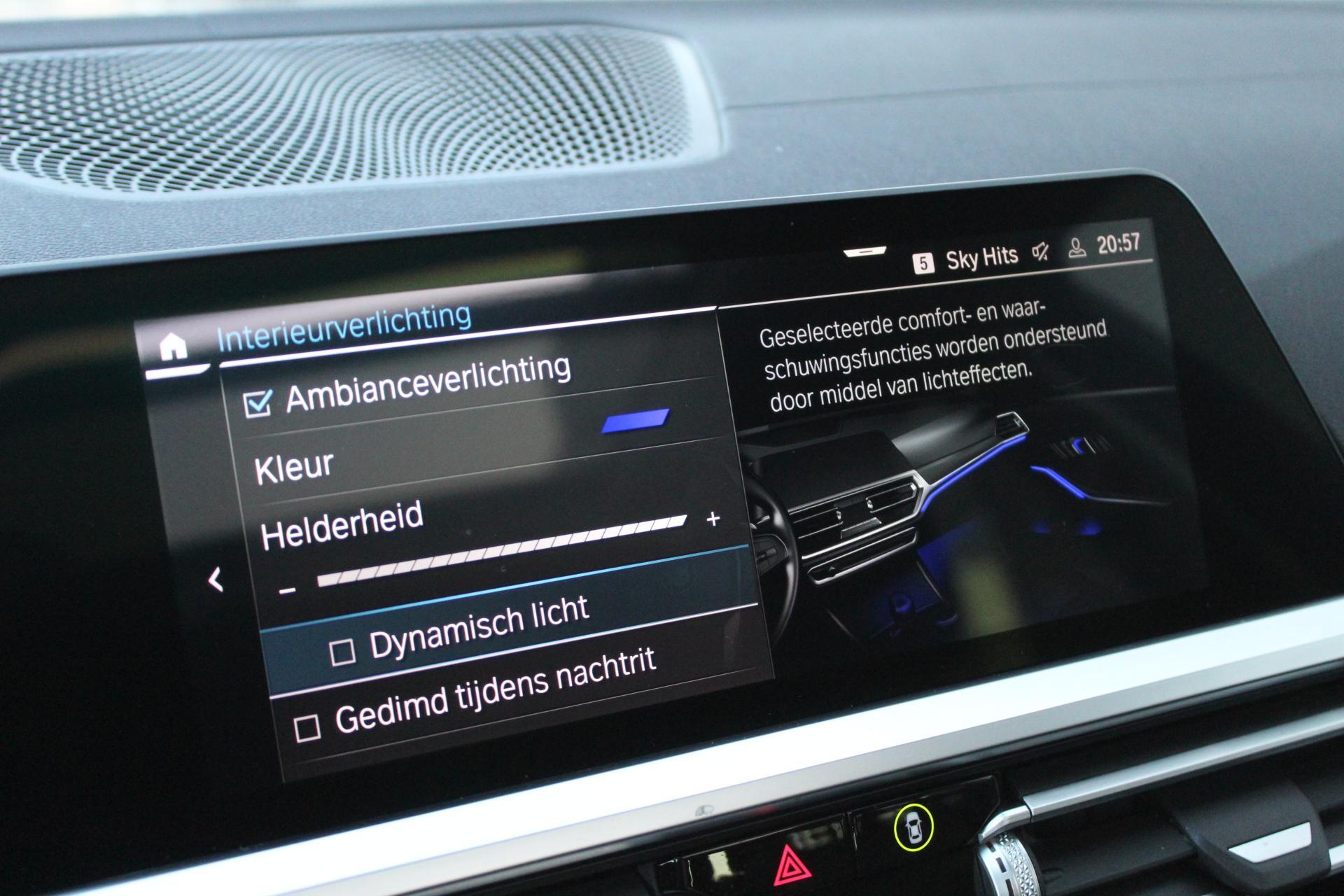 Foto van BMW 330e xDrive