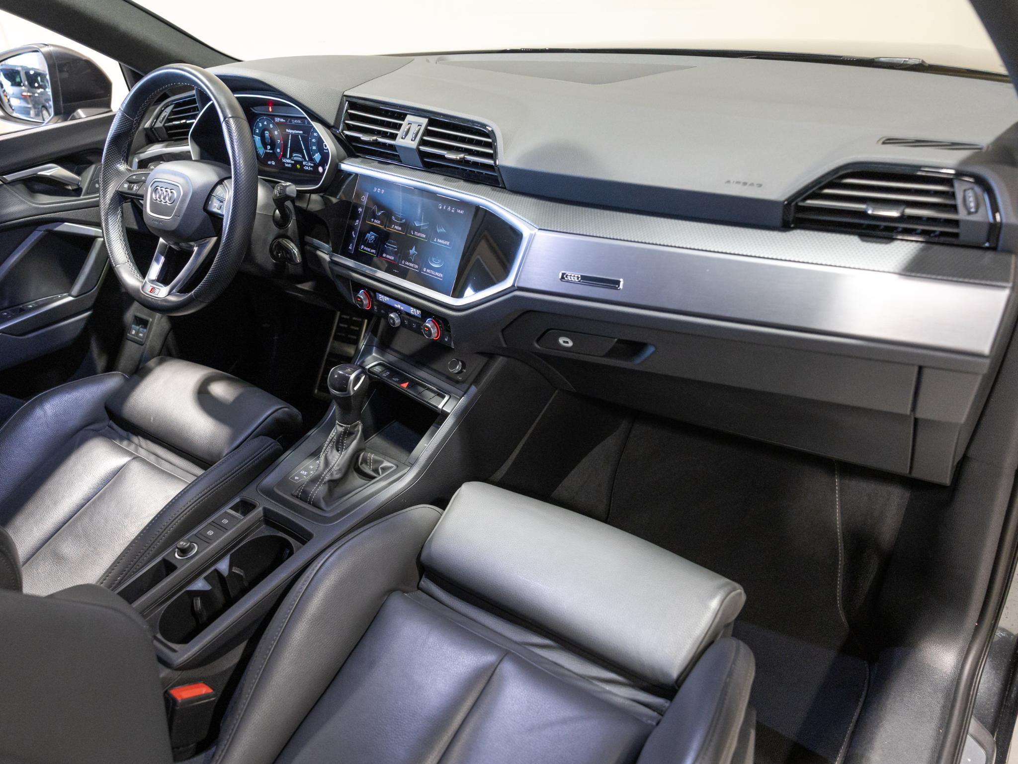 Foto van Audi Q3 Sportback E-tron