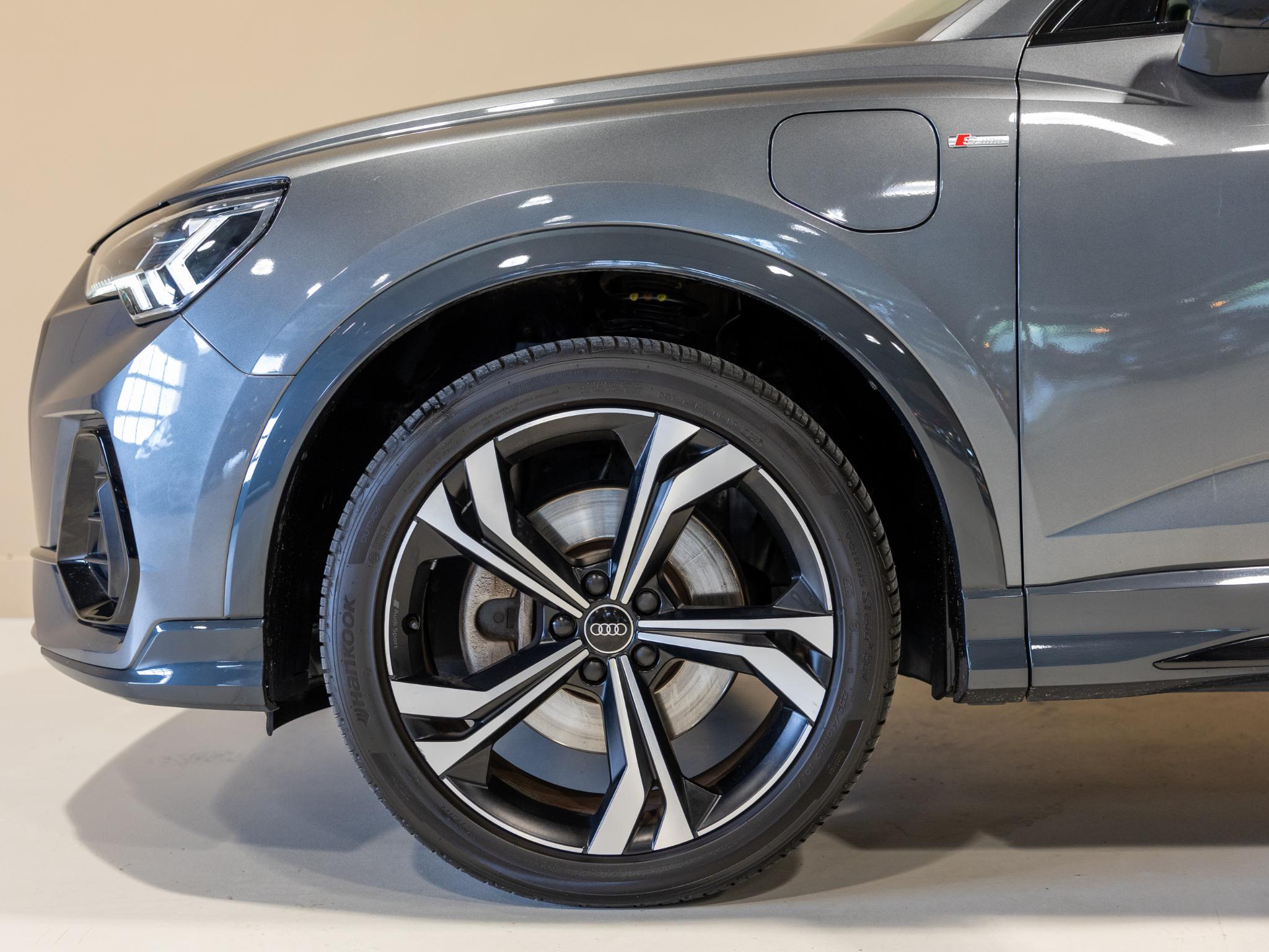 Foto van Audi Q3 Sportback E-tron