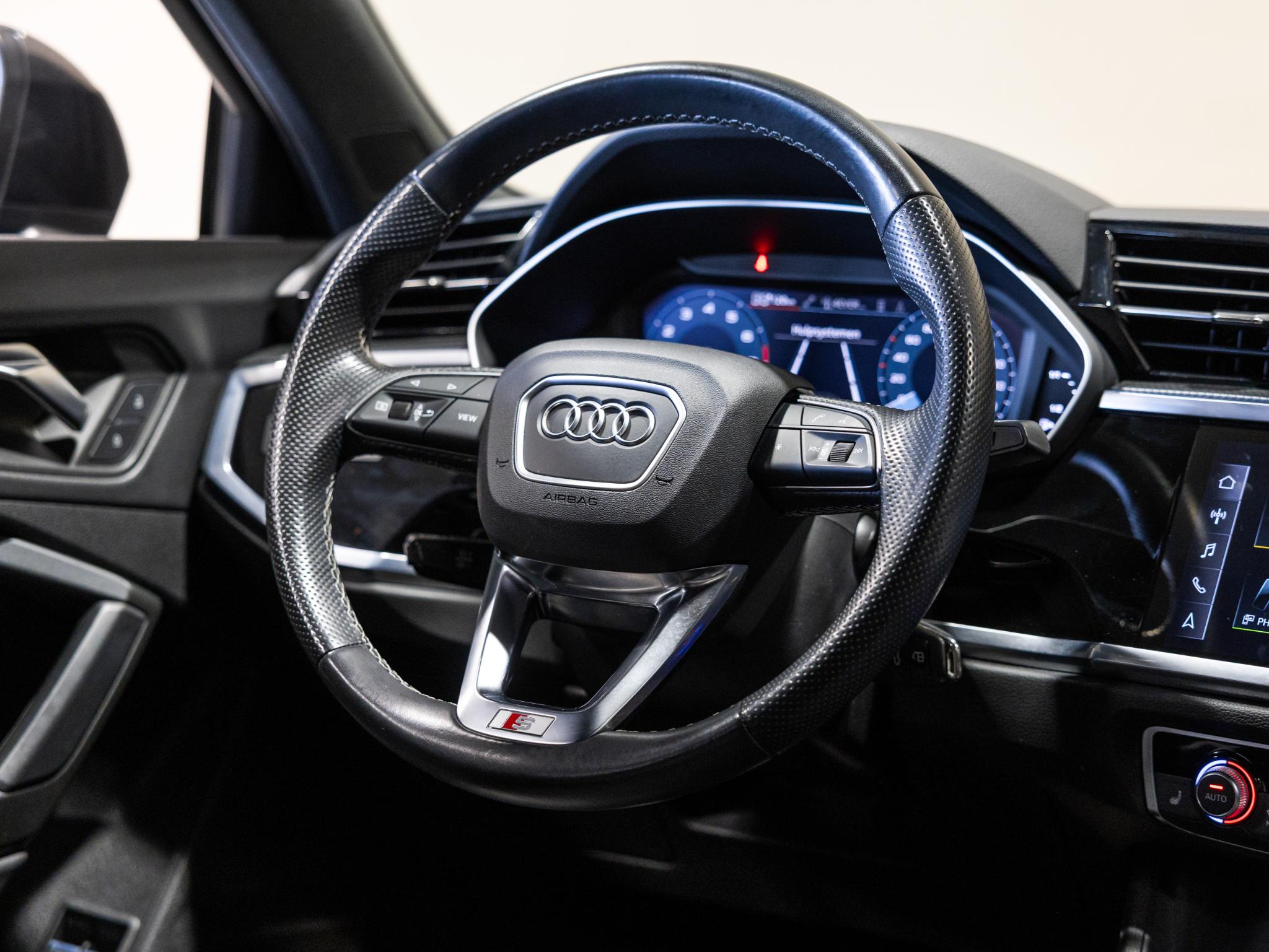 Foto van Audi Q3 Sportback E-tron