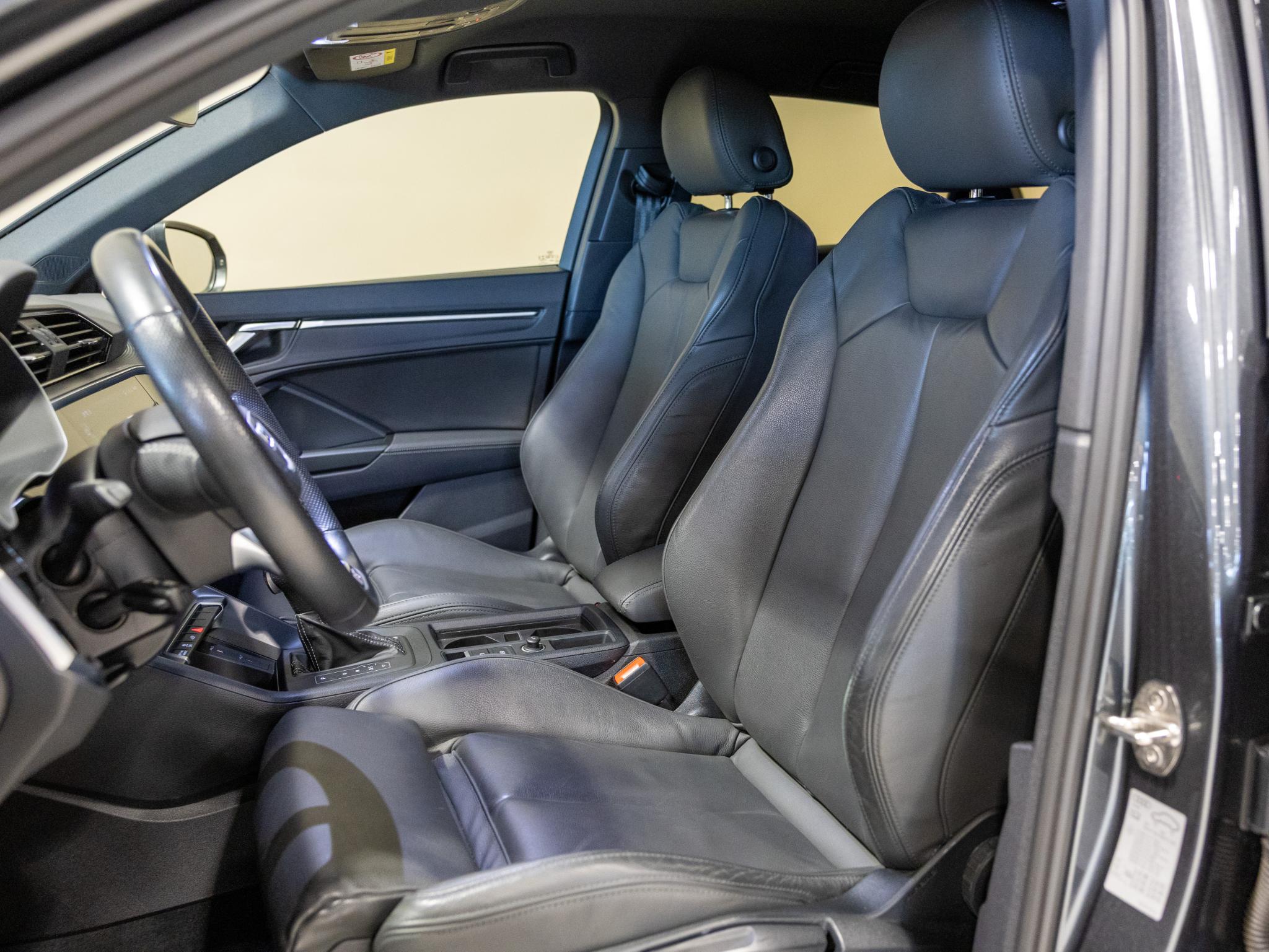 Foto van Audi Q3 Sportback E-tron
