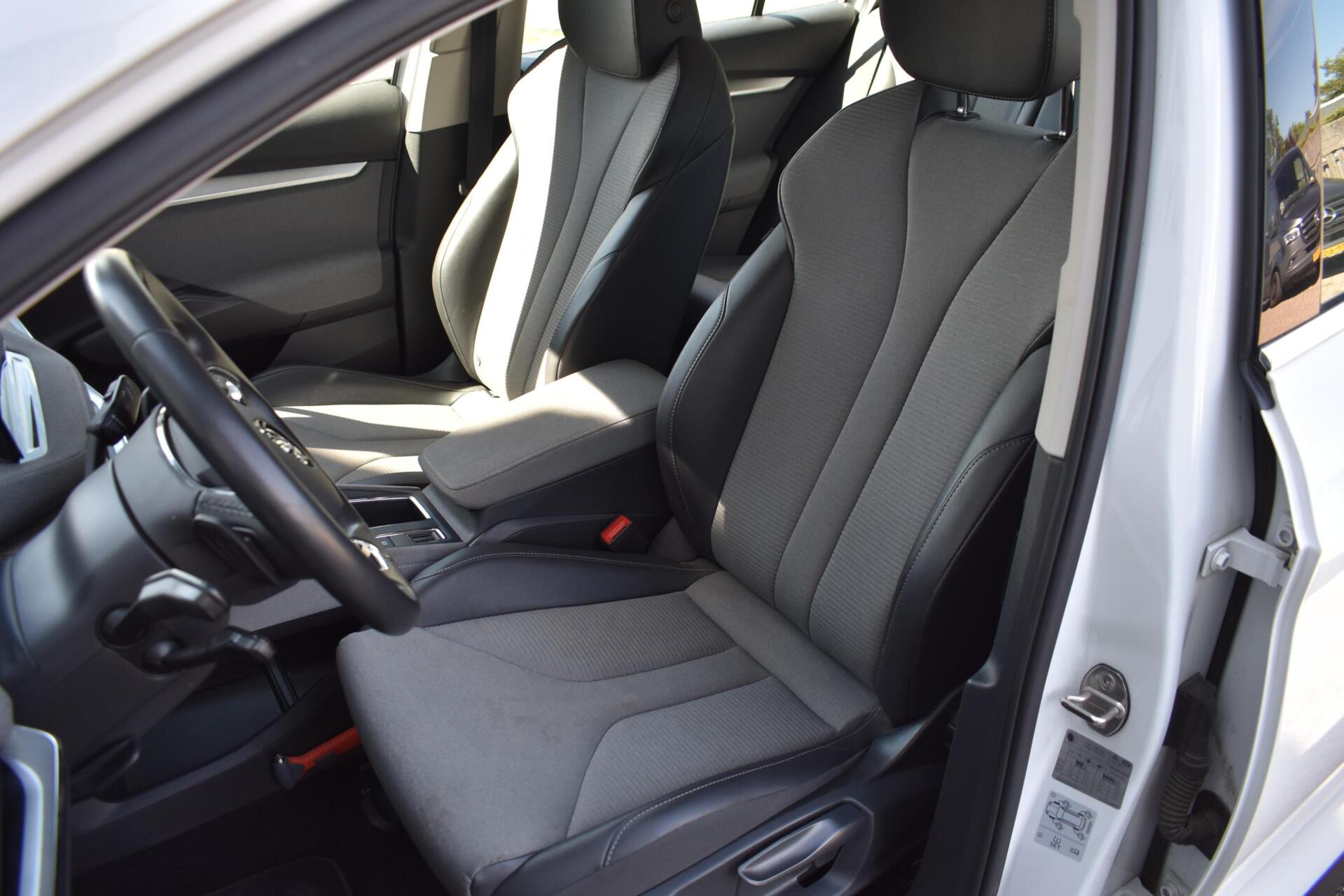Foto van Skoda Enyaq 80