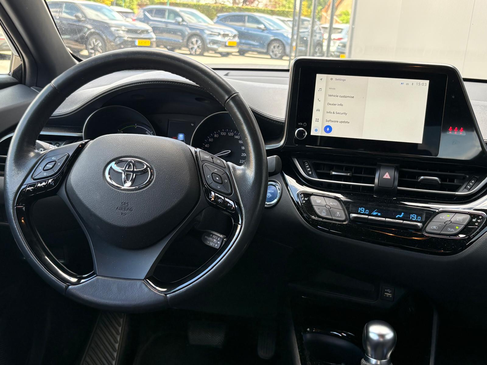 Foto van Toyota Toyota C-hr
