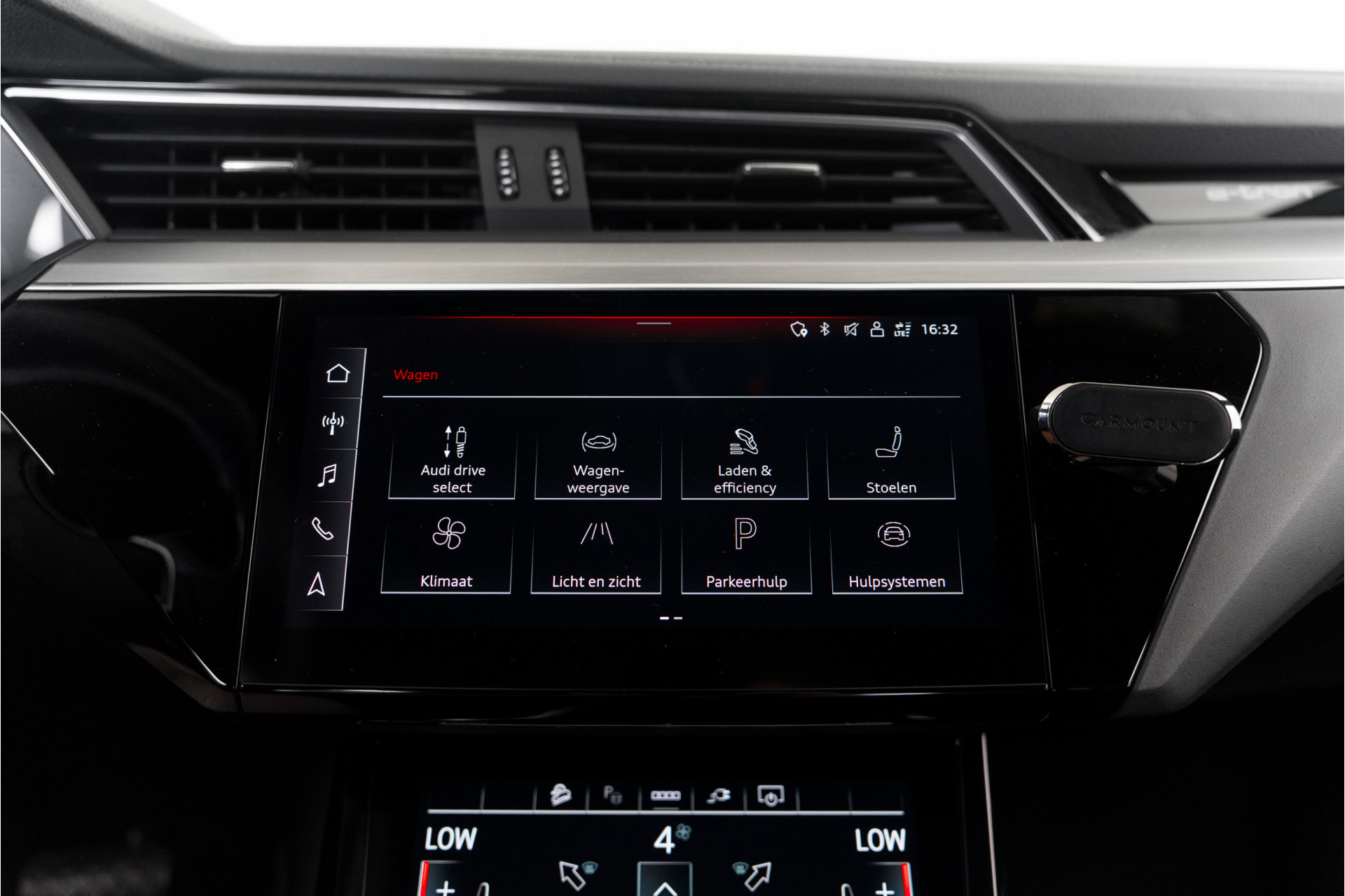 Foto van Audi E-tron 55