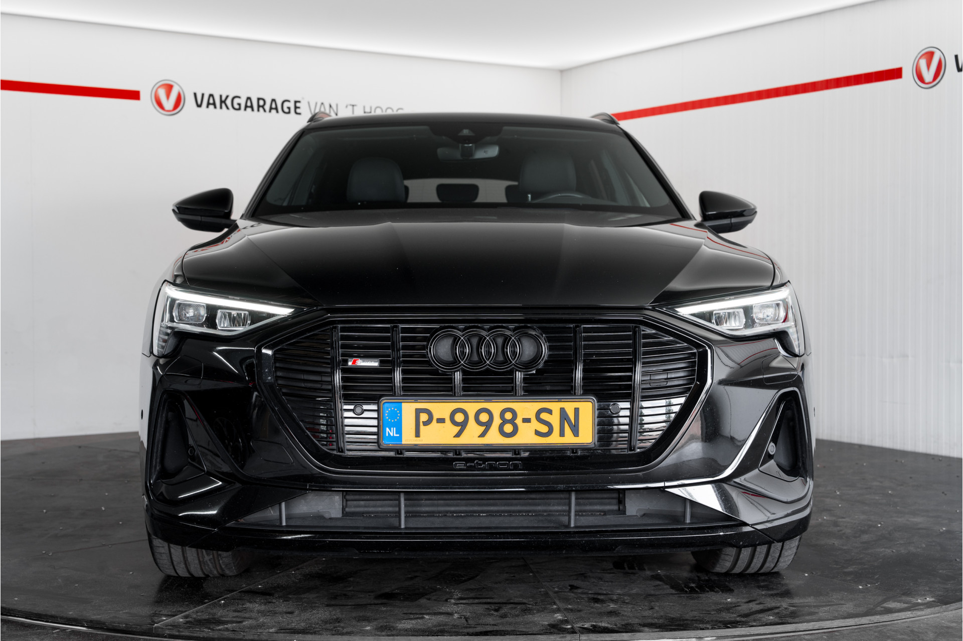Foto van Audi E-tron 55