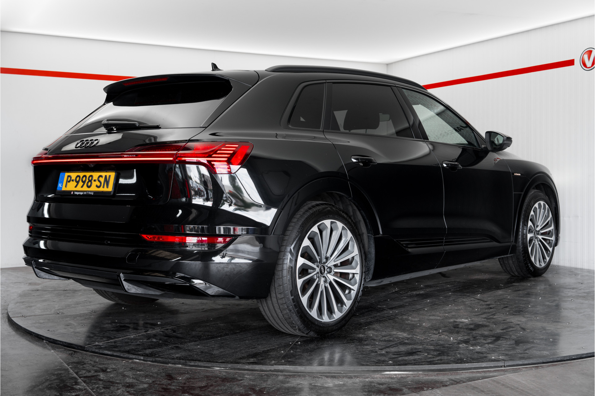 Foto van Audi E-tron 55