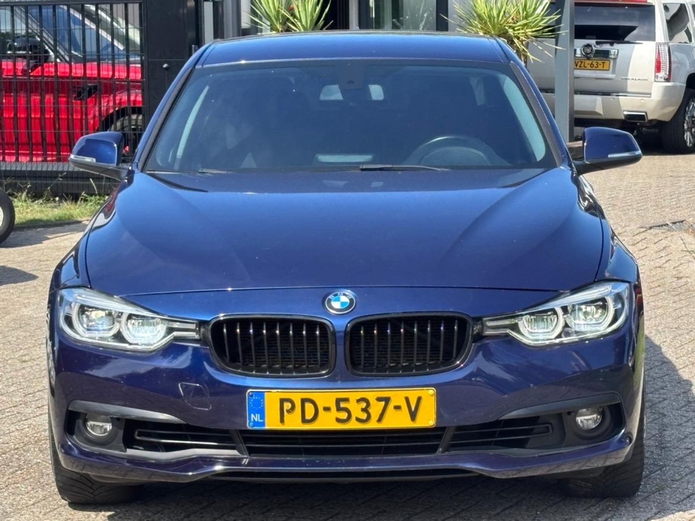 Foto van BMW 318i
