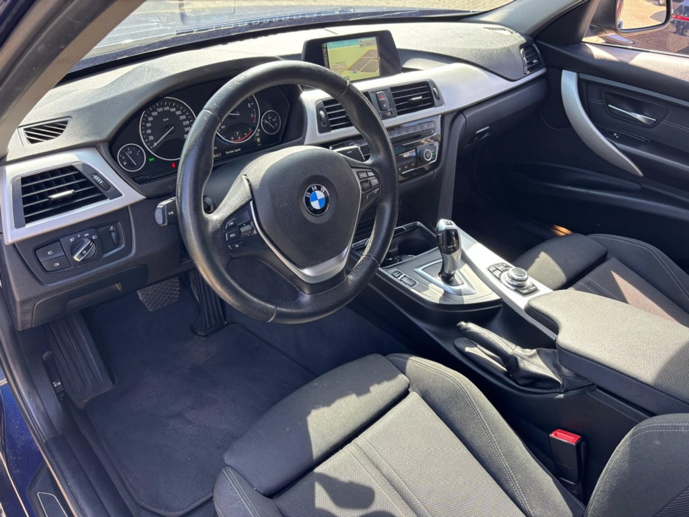 Foto van BMW 318i
