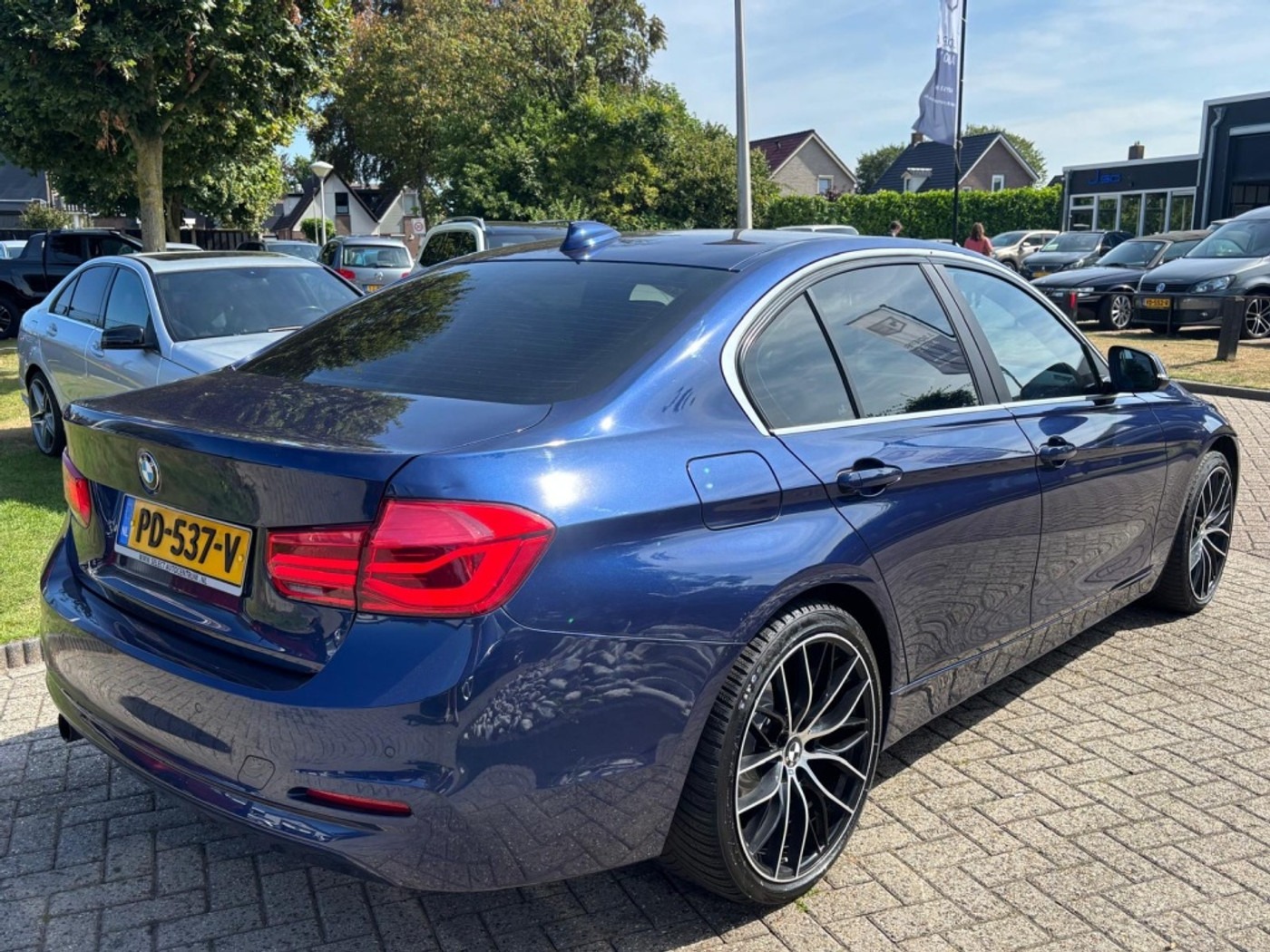 Foto van BMW 318i