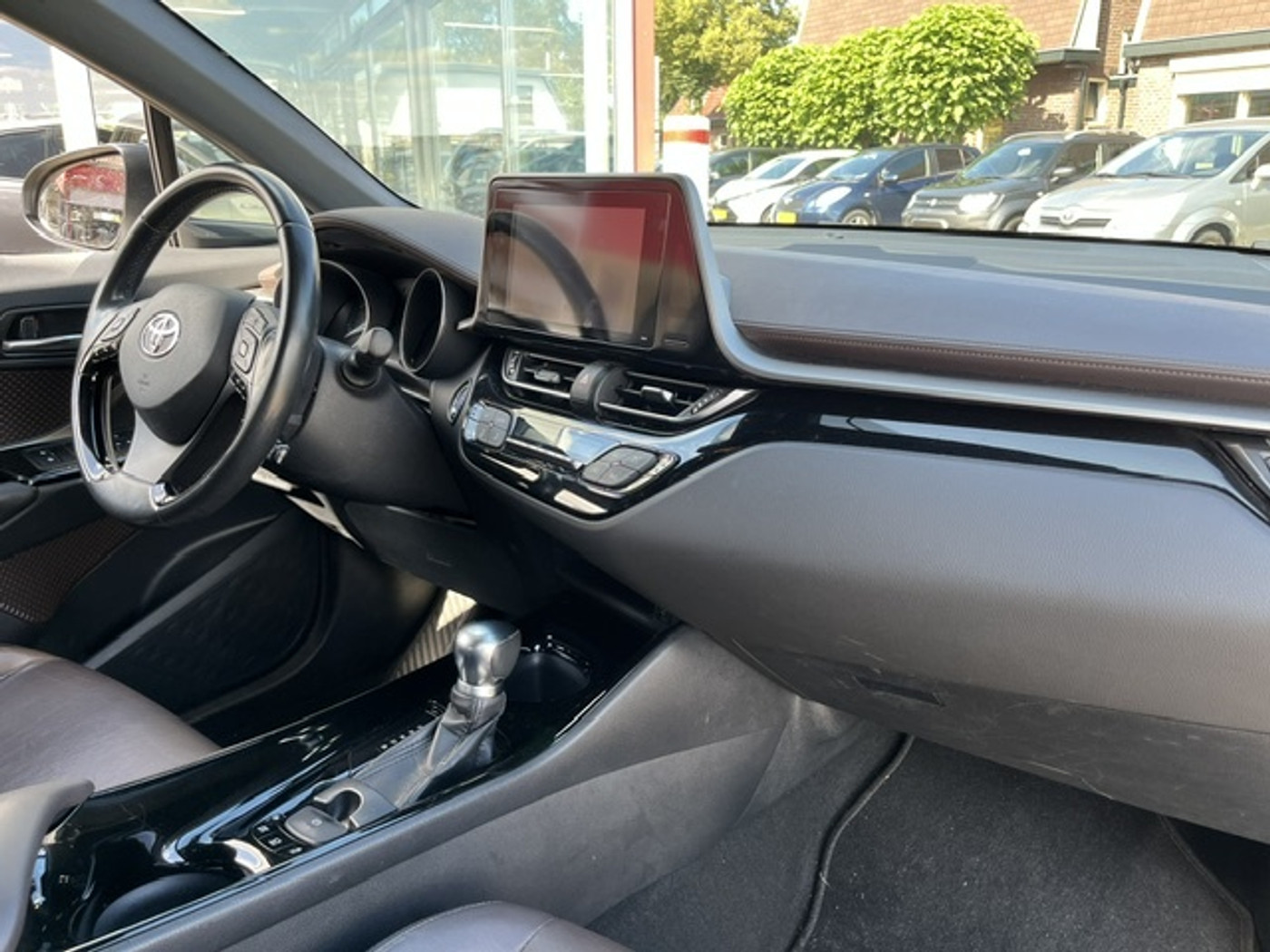 Foto van Toyota Toyota C-hr