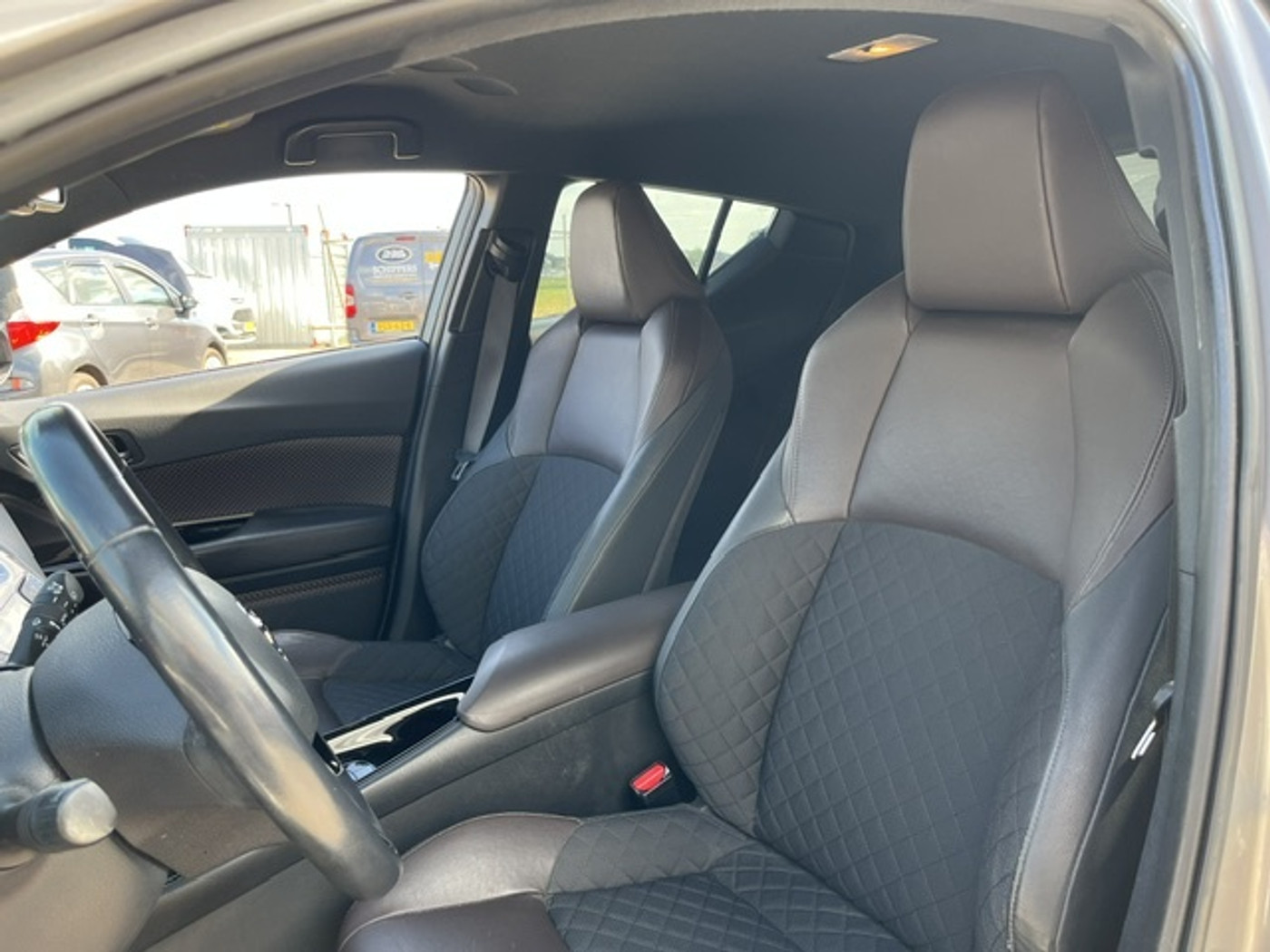 Foto van Toyota Toyota C-hr