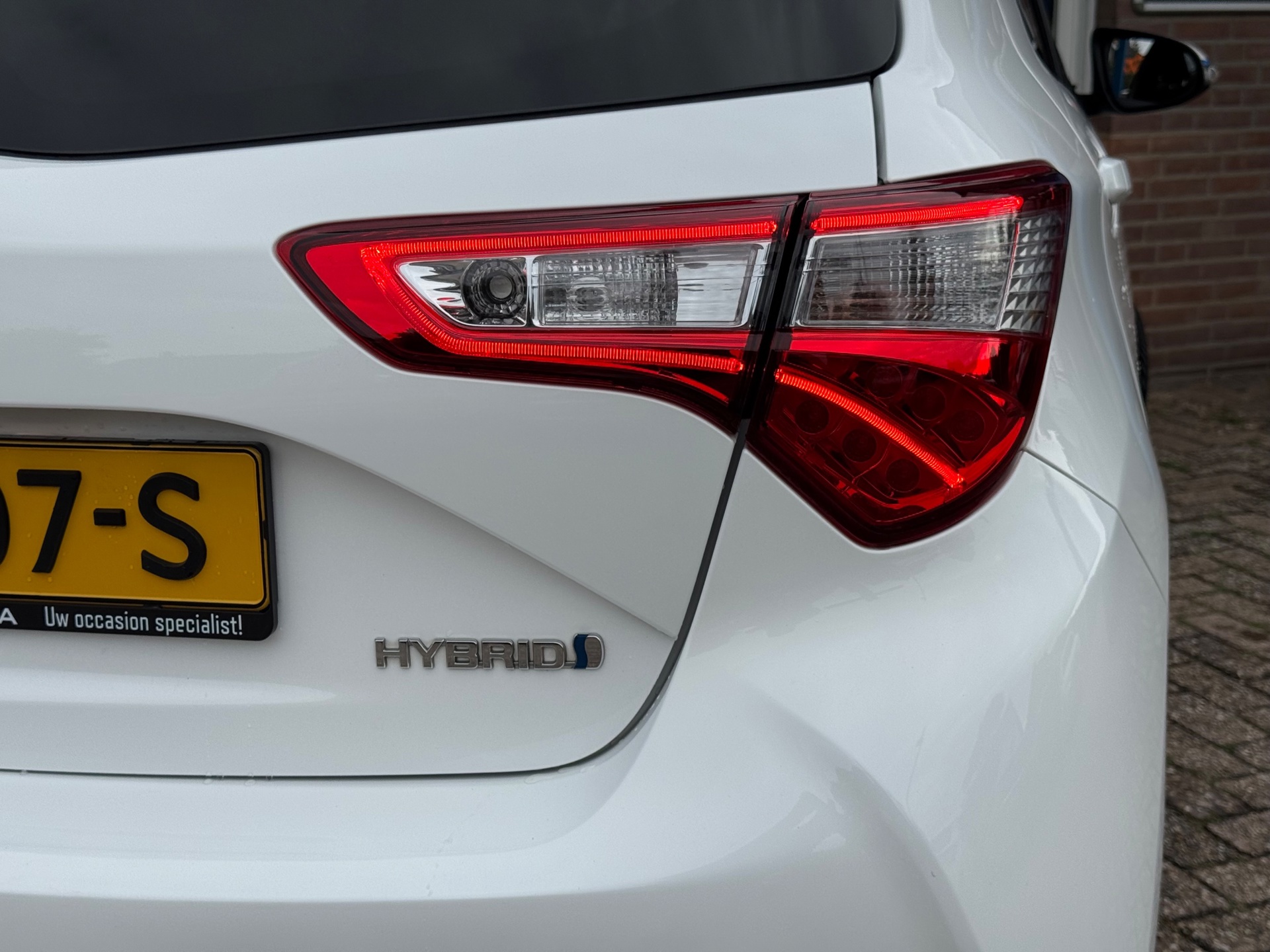 Foto van Toyota Toyota Yaris Hybrid