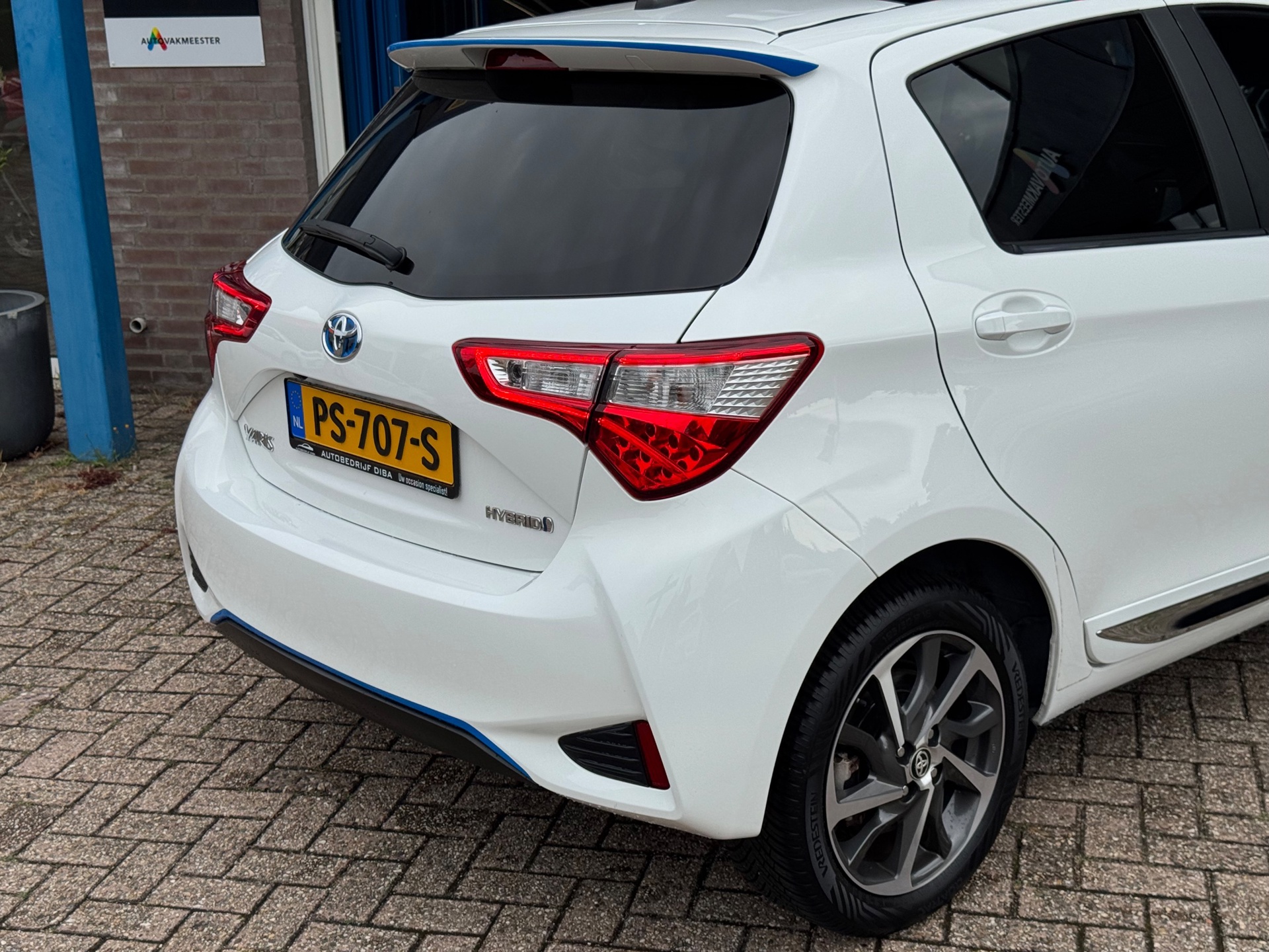 Foto van Toyota Toyota Yaris Hybrid