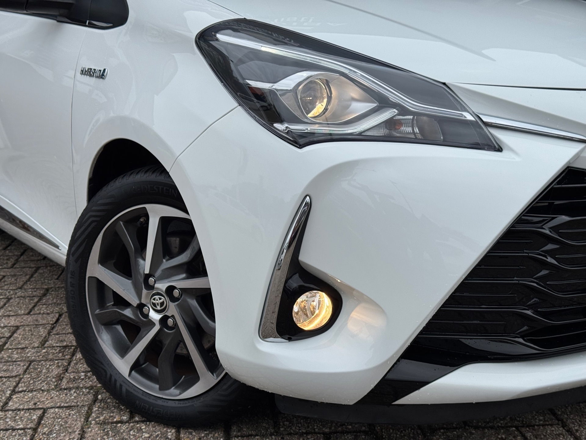 Foto van Toyota Toyota Yaris Hybrid
