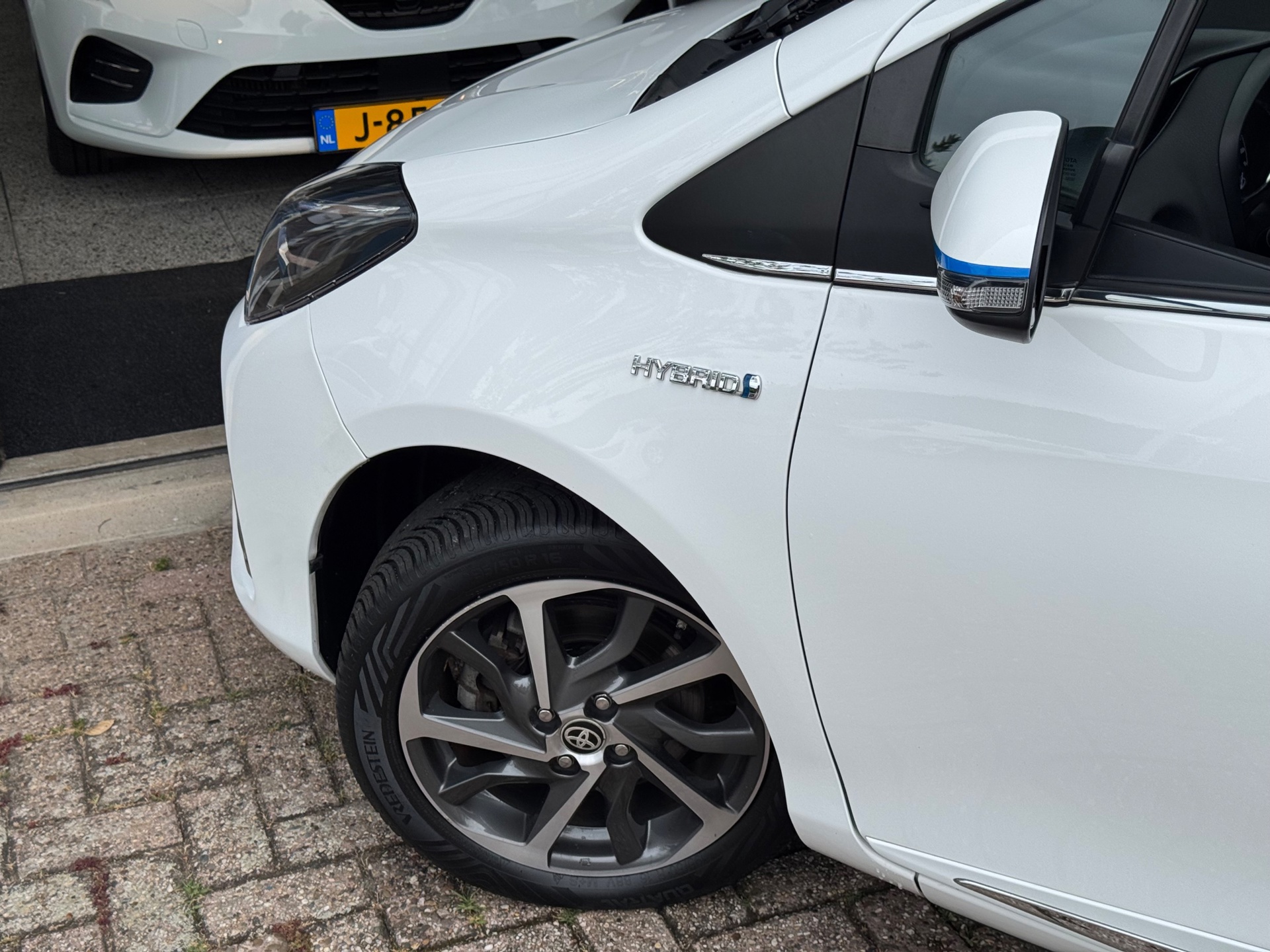 Foto van Toyota Toyota Yaris Hybrid