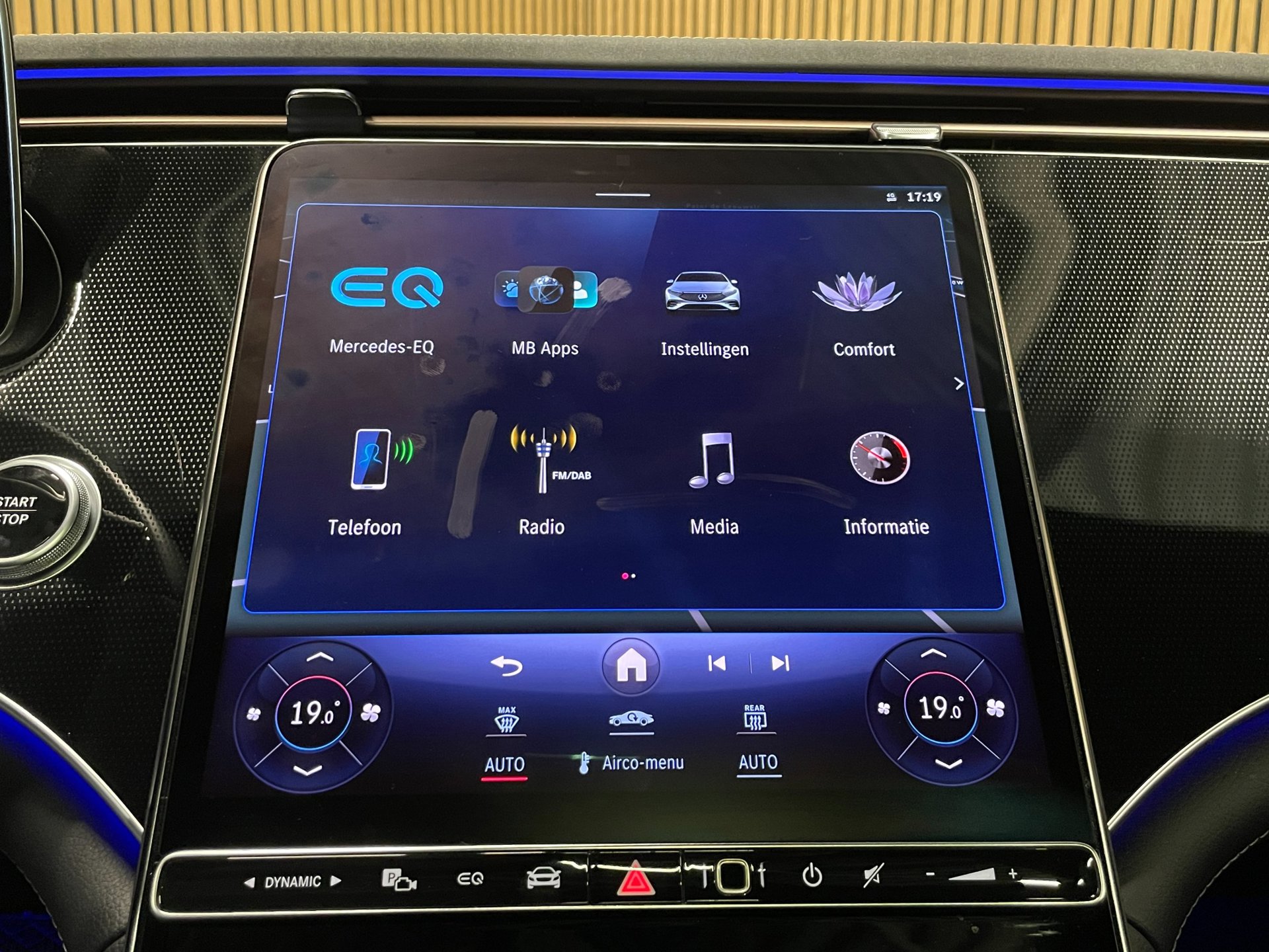 Foto van Mercedes-Benz Eqs 350