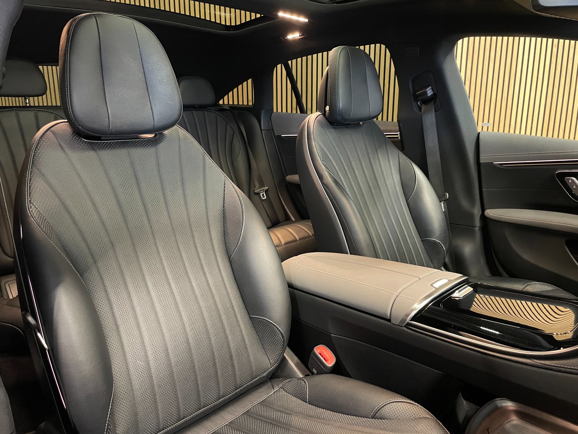 Foto van Mercedes-Benz Eqs 350