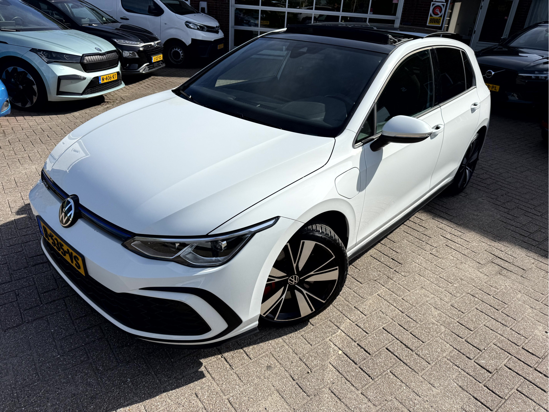 Foto van Volkswagen Golf GTE